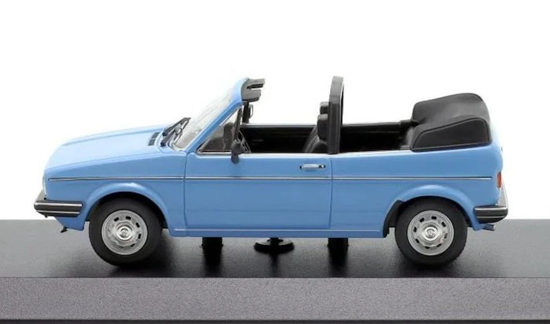 MaXichamps 1:43 - Model convertible car - Volkswagen Golf I Cabrio 1979