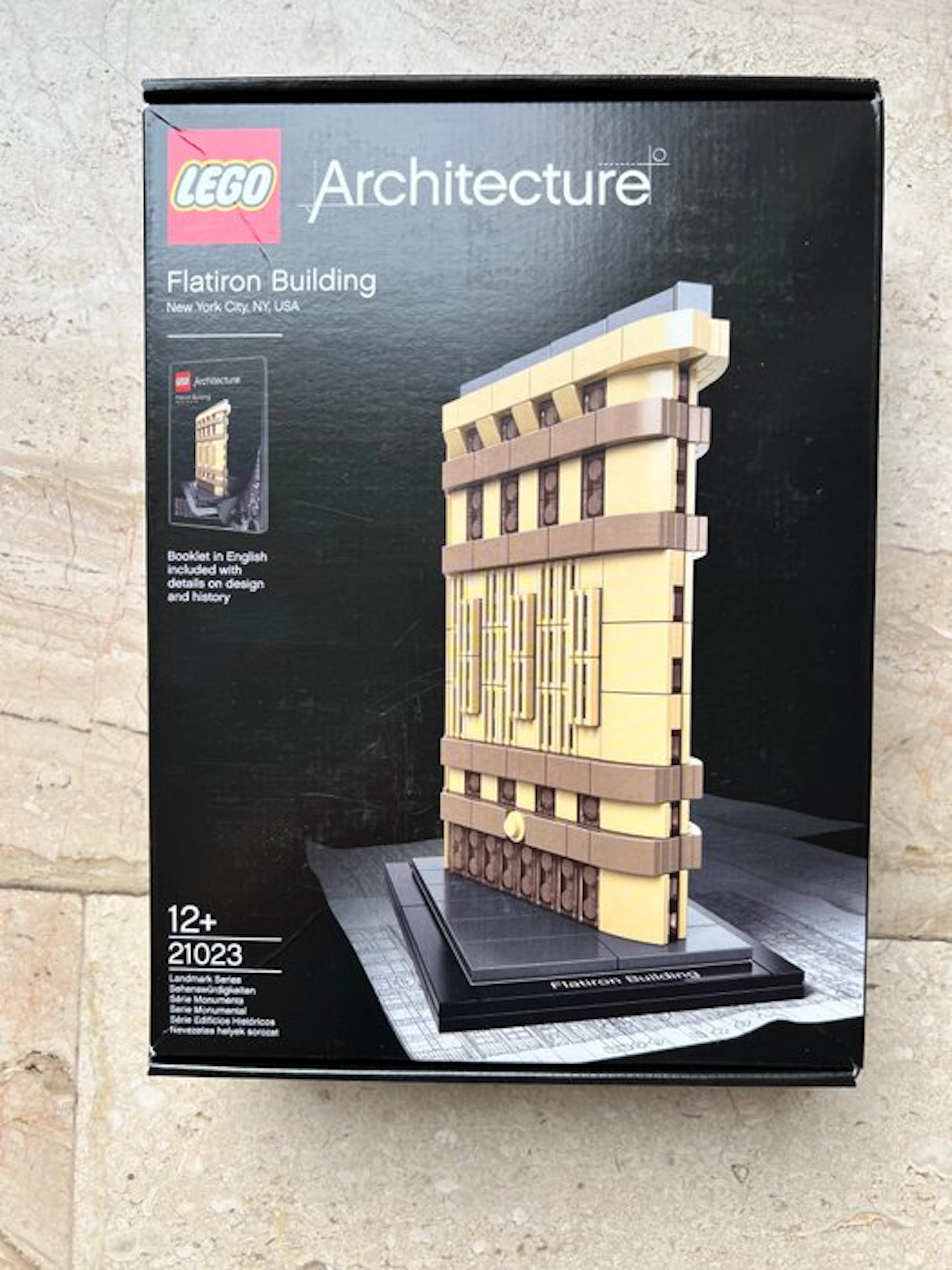 LEGO Set - 21023 - Architecture - Flatiron Building