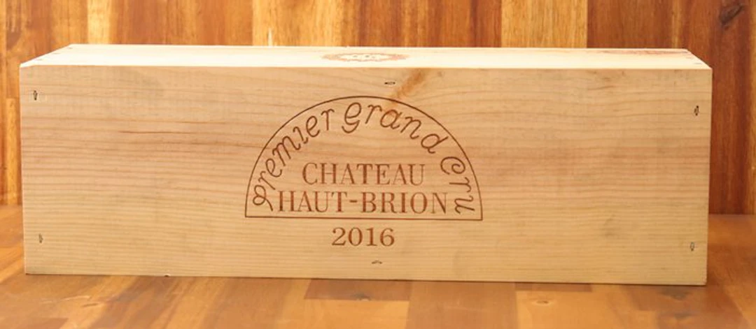 2016 Chateau Haut Brion - Pessac-Léognan 1er Grand Cru Classé - 1 Magnum (1.5L)