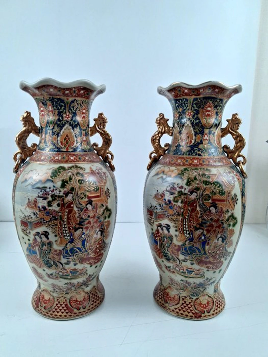 Vase (2) - Porcelain