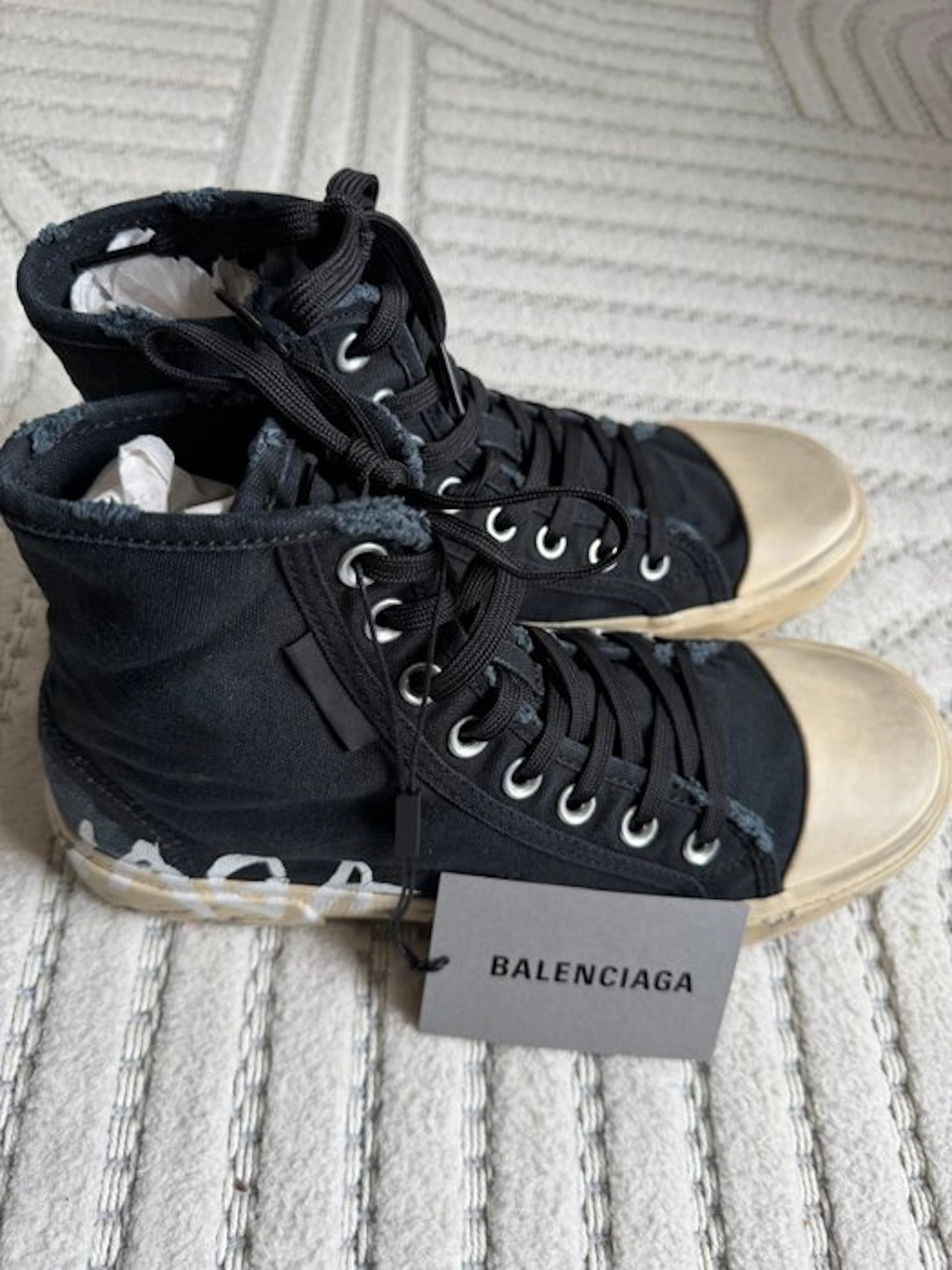Balenciaga - High-top - High-top trainers - Size: EU 41 - New with tags