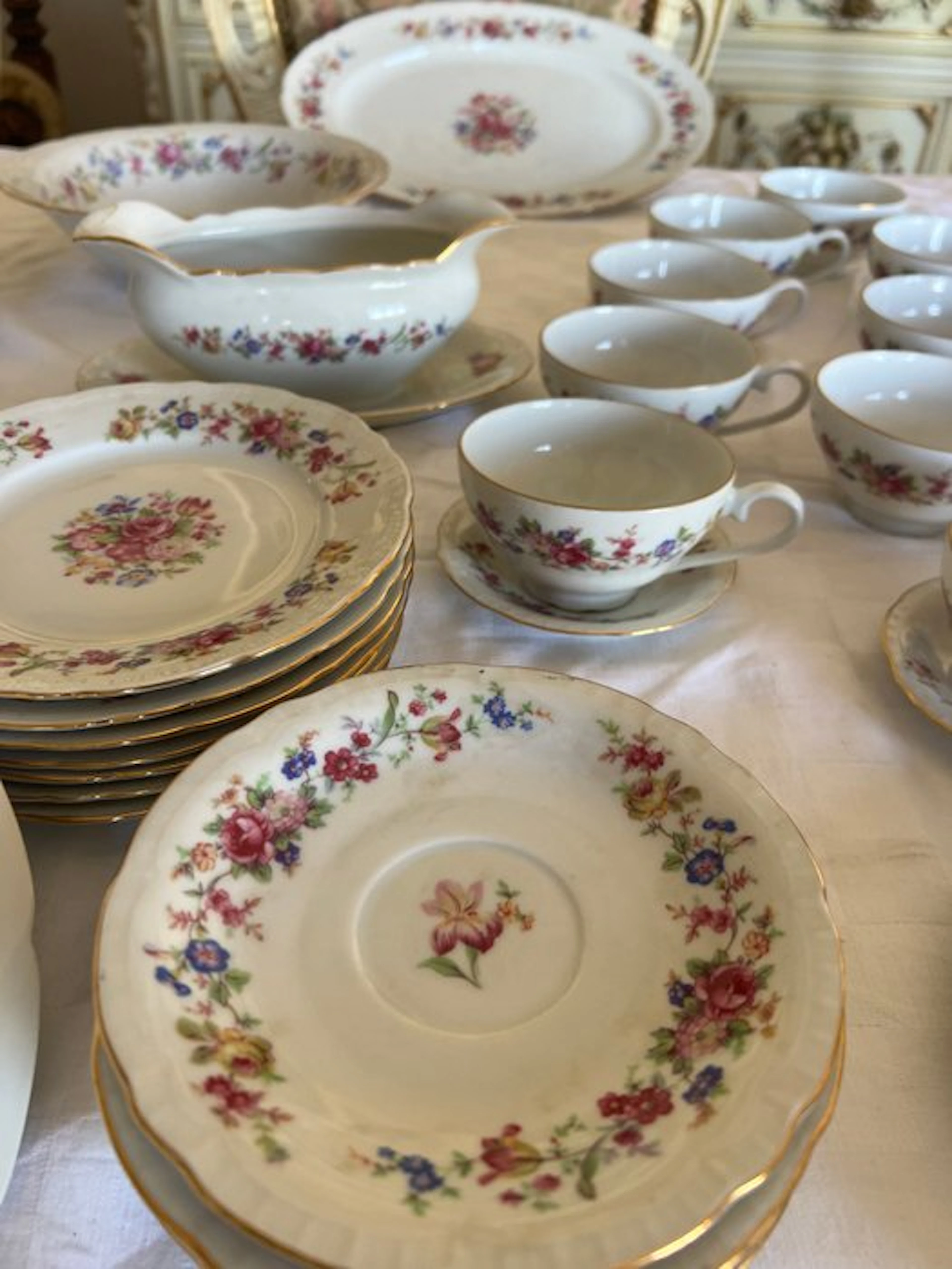 Table service for 12 (50) - Porcelain - 50-piece dinnerware set