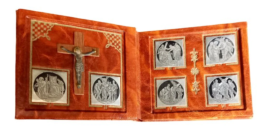 Crucifixion of Christ - Antique - Leather