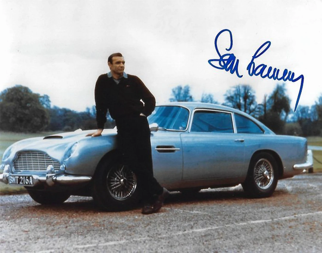 James Bond 007: Goldfinger - Sean Connery hand signed...