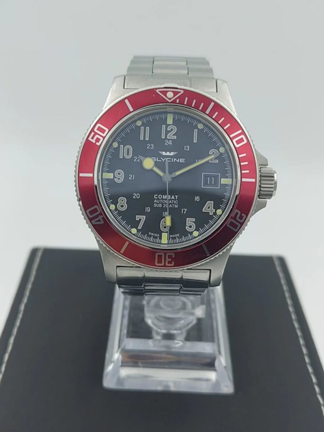 Glycine - Combat Sub - Black & Burgundy - No reserve...