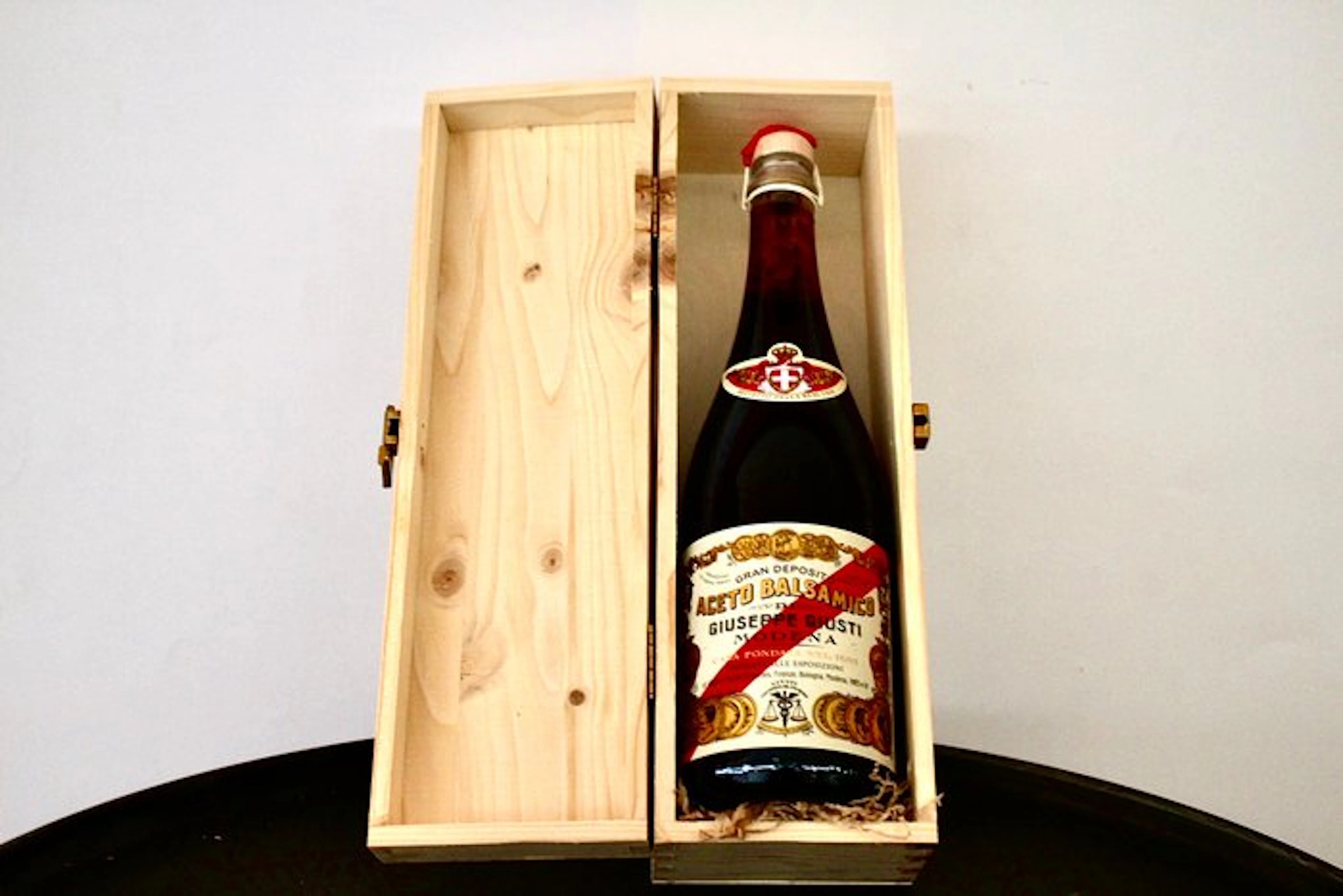 Acetaia Giusti - MAGNUM - Balsamic vinegar - 1 - 750ml Bottle
