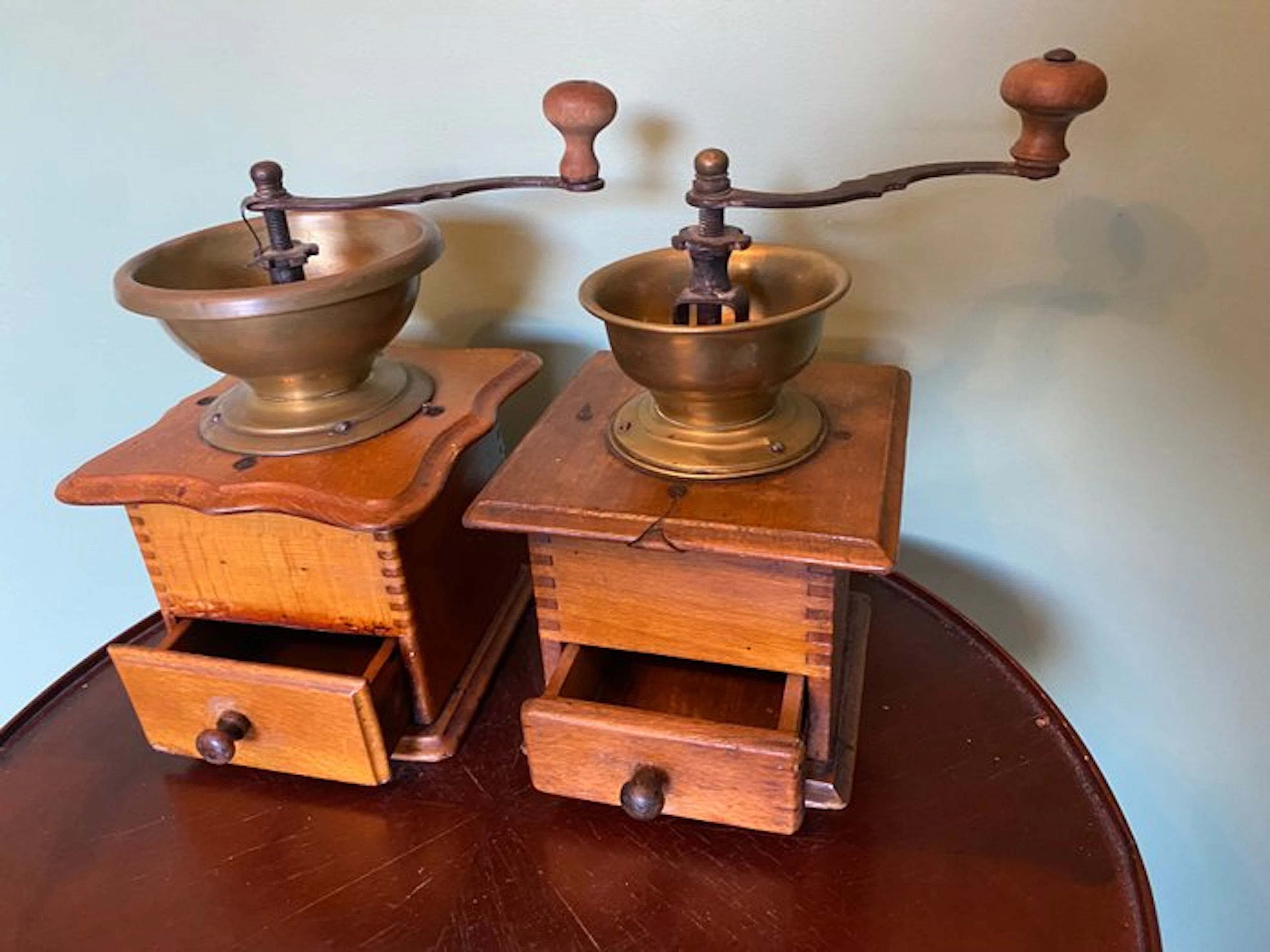 Coffee grinder (2) - Wood, Brass - 2 coffee grinders