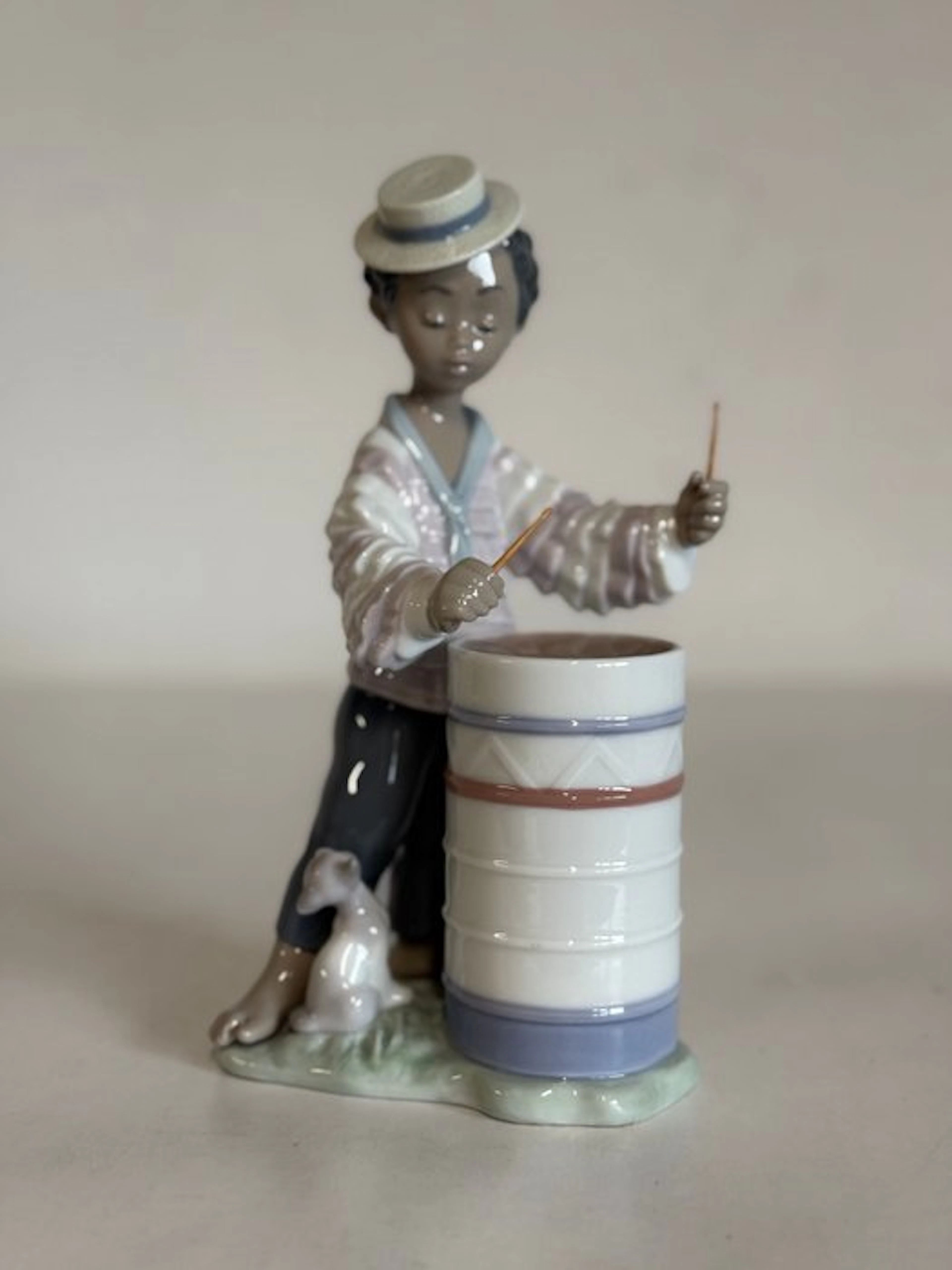 Lladró - Figurine - Caribbean Rhythm - Ritmo Caribeño #6277 - Porcelain