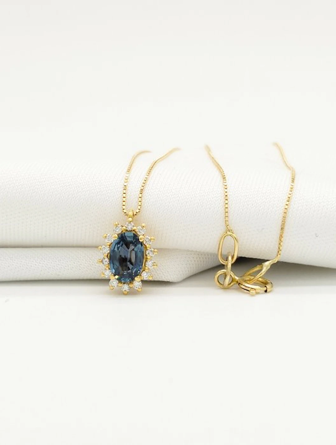 No reserve price - Necklace - 18 kt. Yellow gold Sapphire - Diamond