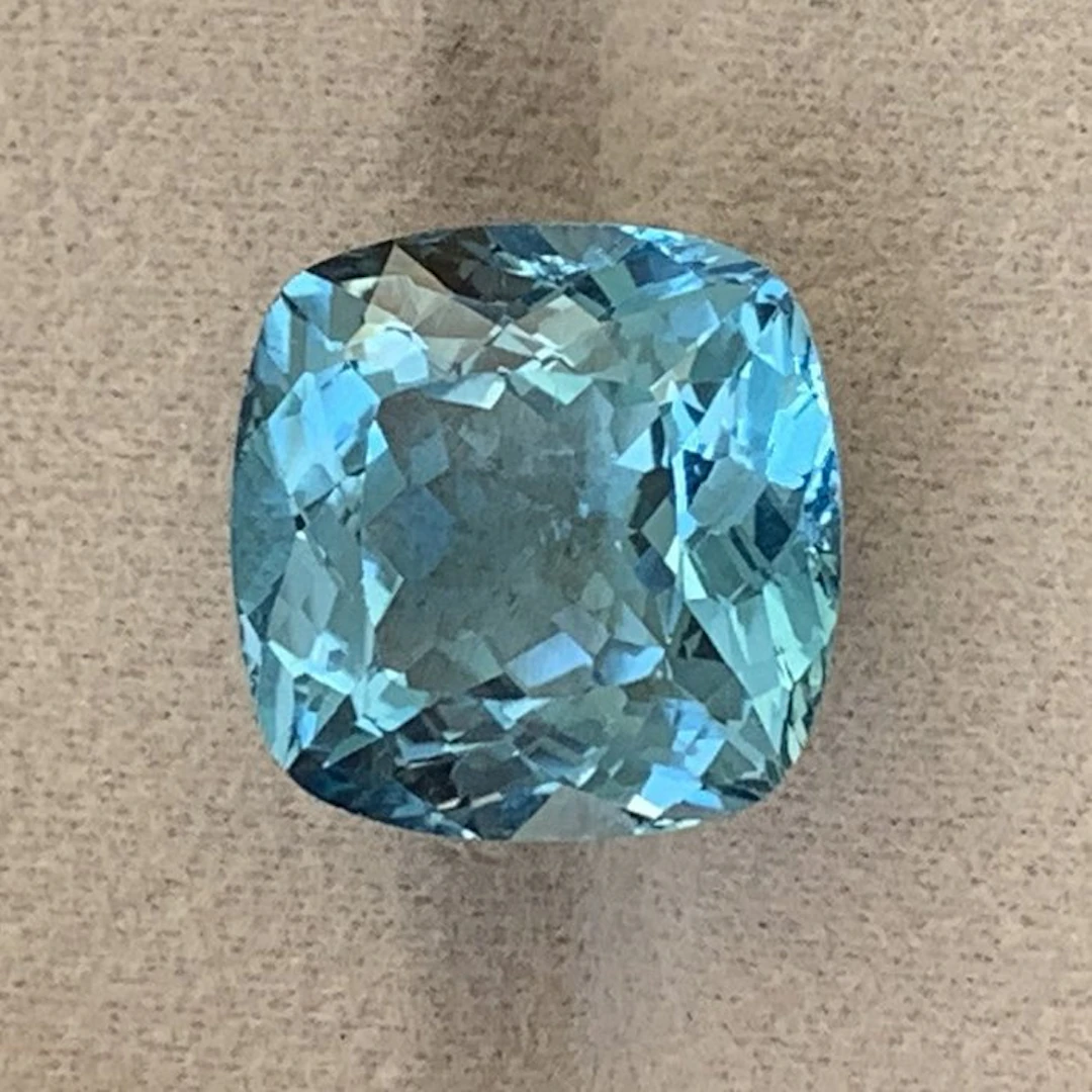 No reserve price - 1 pcs Blue Topaz - 26.48 ct...