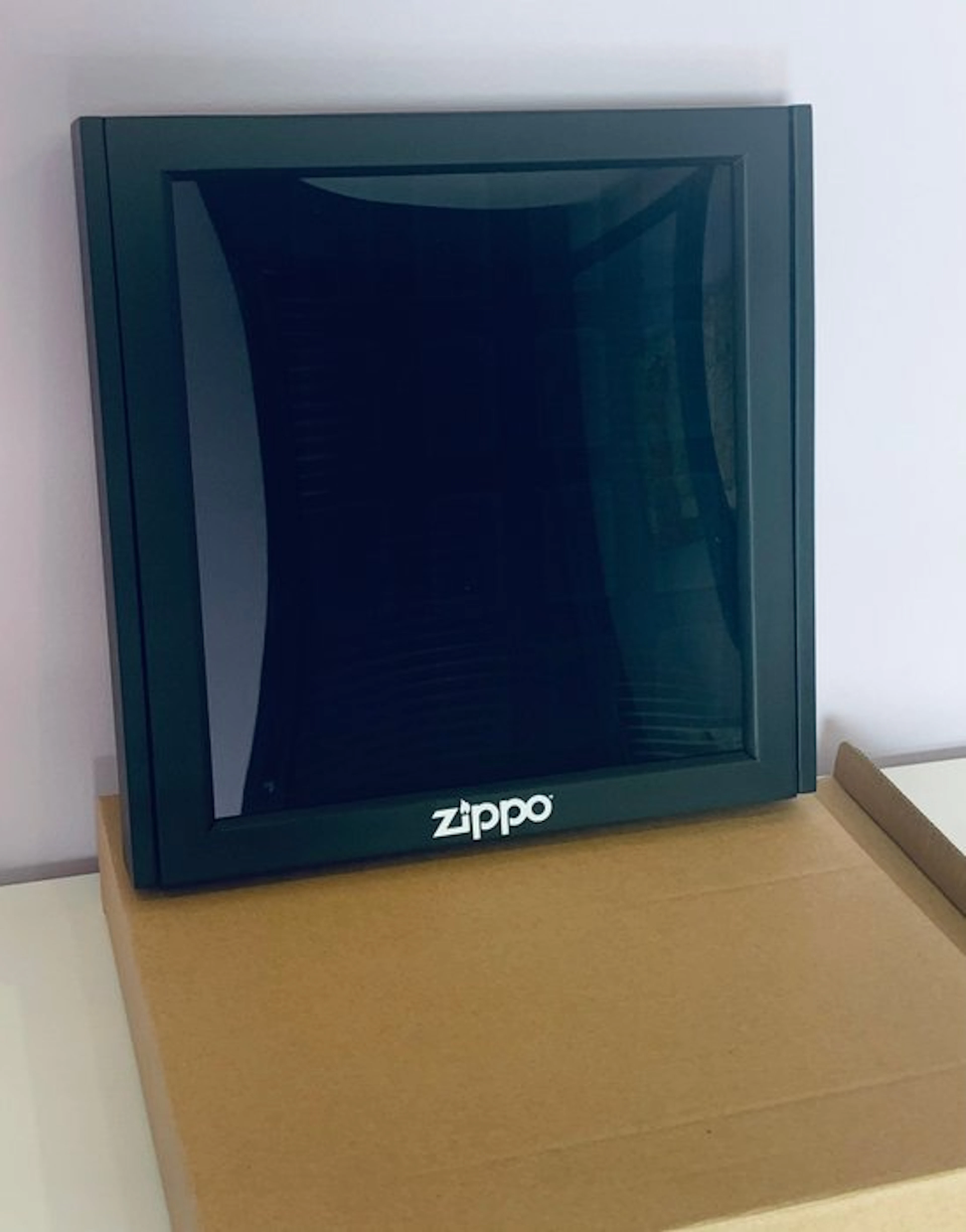 Zippo - Display Zippo 20 encendedores - Lighter - Wood