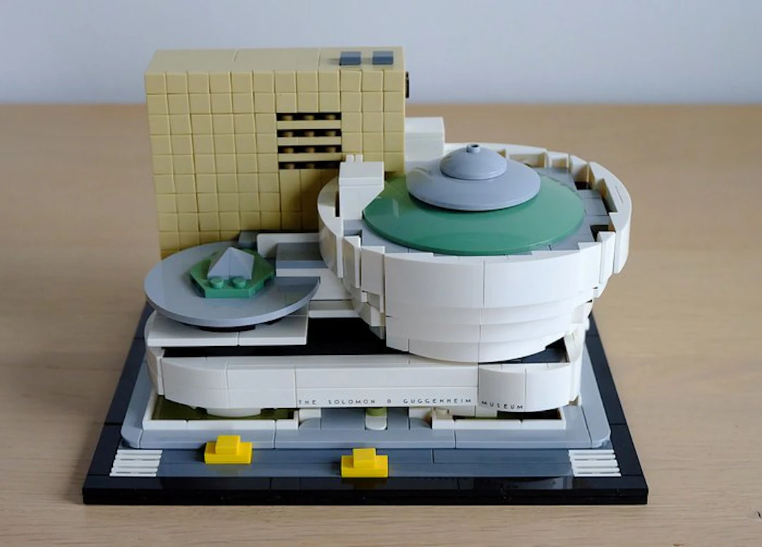 LEGO Set - 21035 - Architecture - Solomon R. Guggenheim Museum