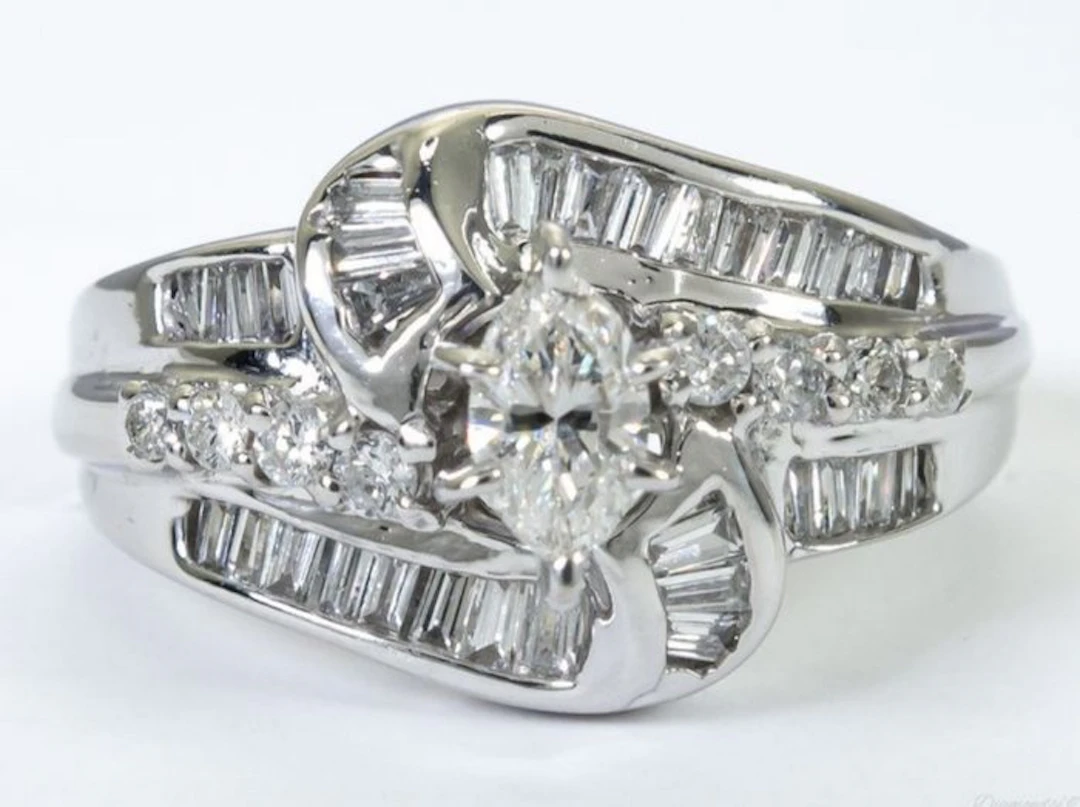 Cocktail ring - 14 kt