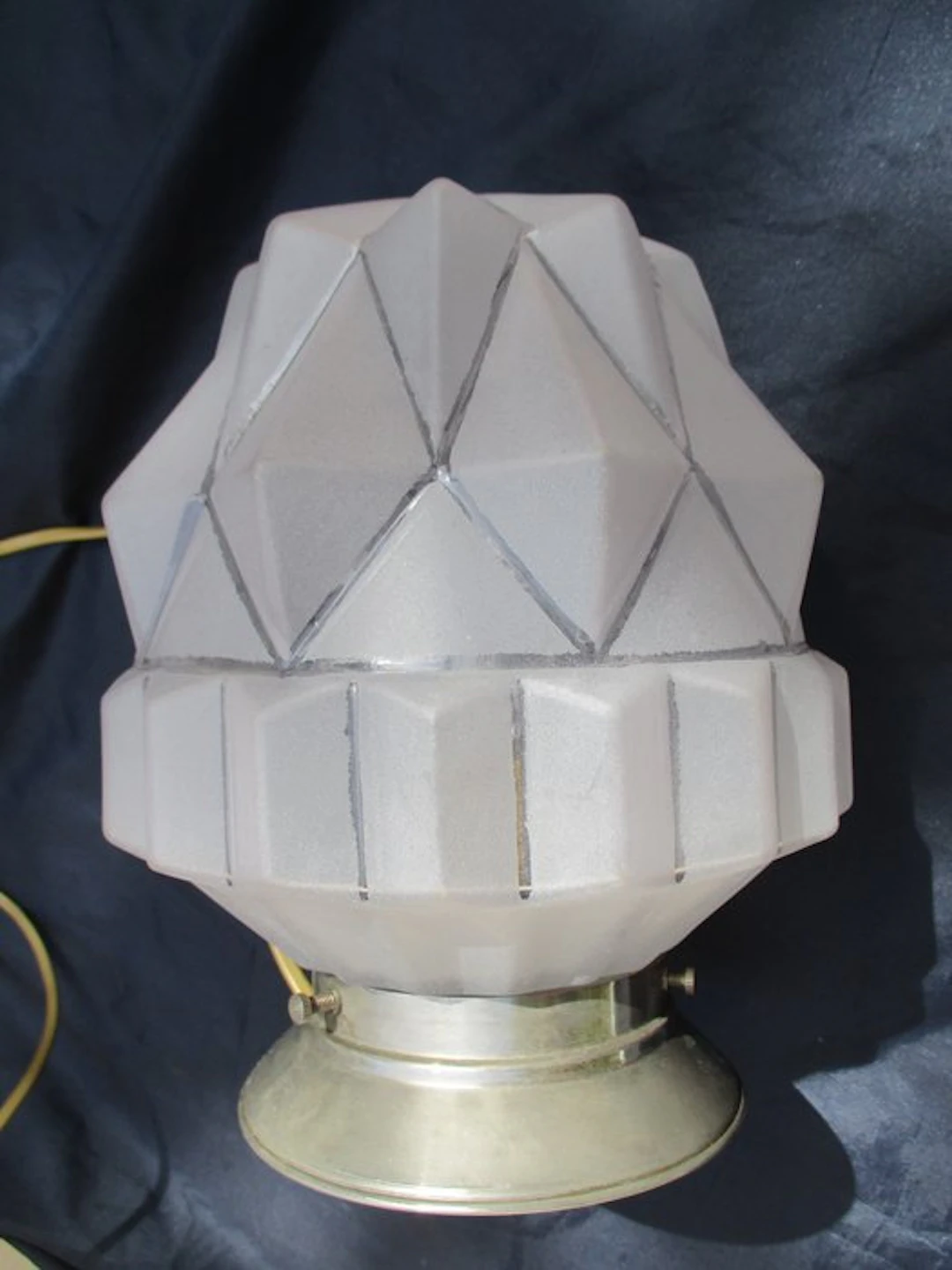 Lamp - Art Deco. Globe Building, circa 1935–40
