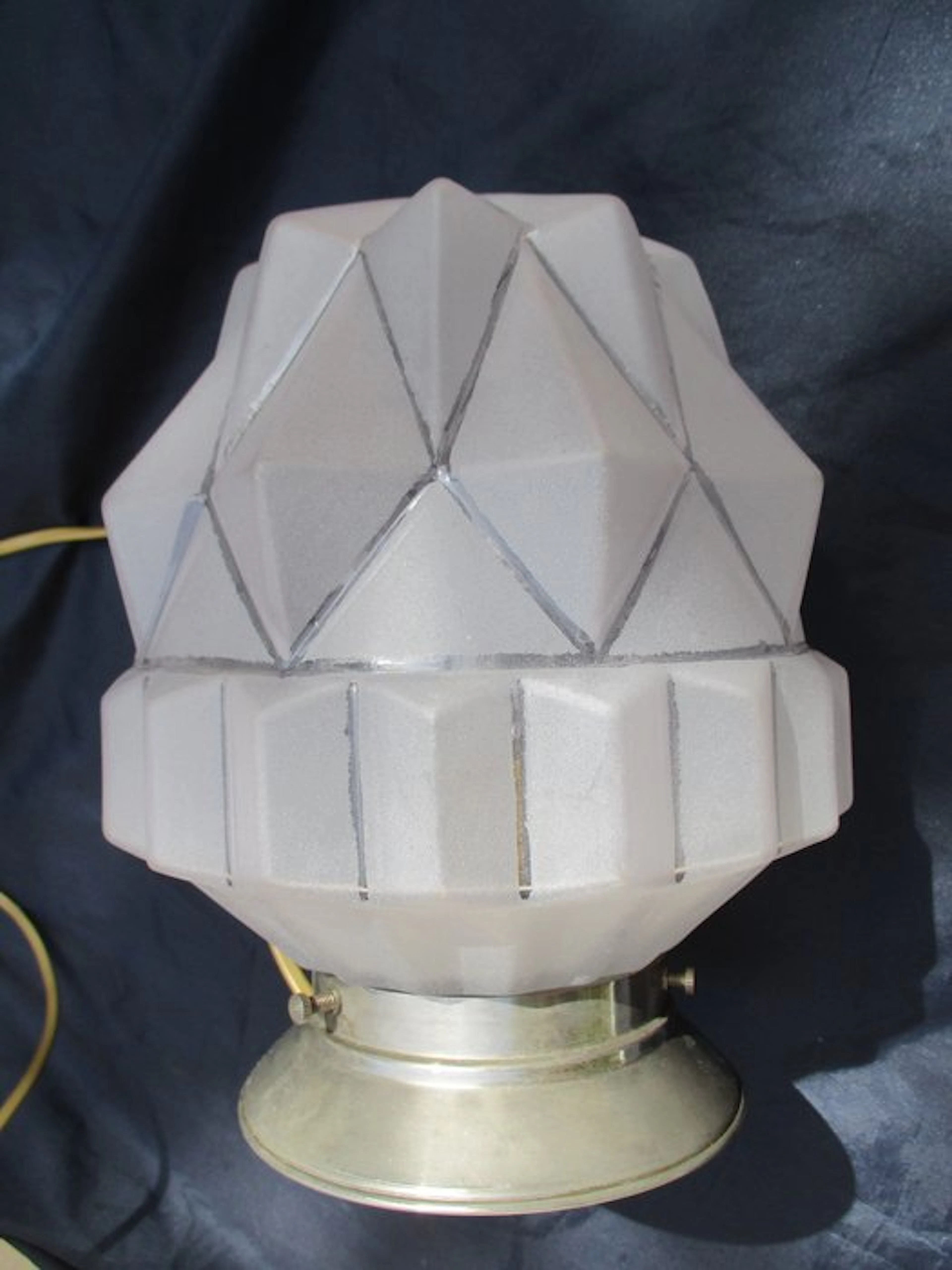 Lamp - Art Deco. Globe Building, circa 1935–40