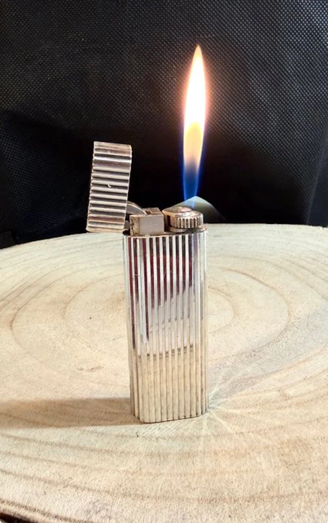 Cartier - PLAQUÉ Argent - Lighter - Silverplate