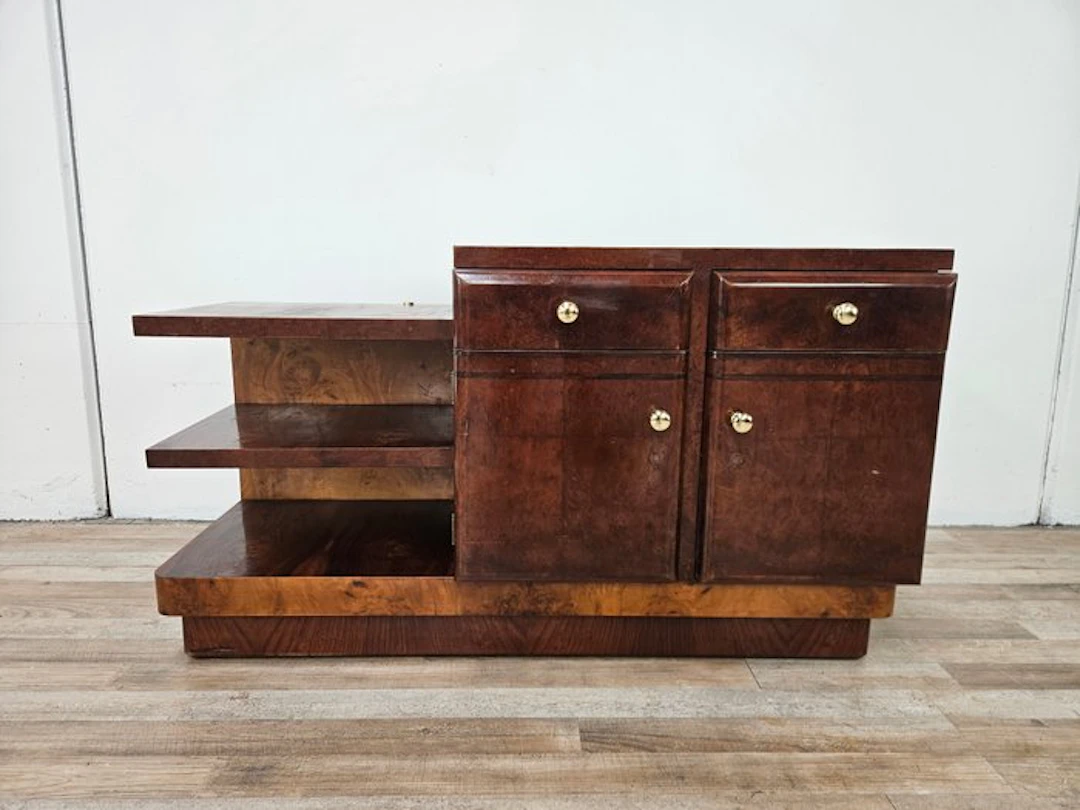 Cabinet - Entryway cabinet in walnut and blond walnut
