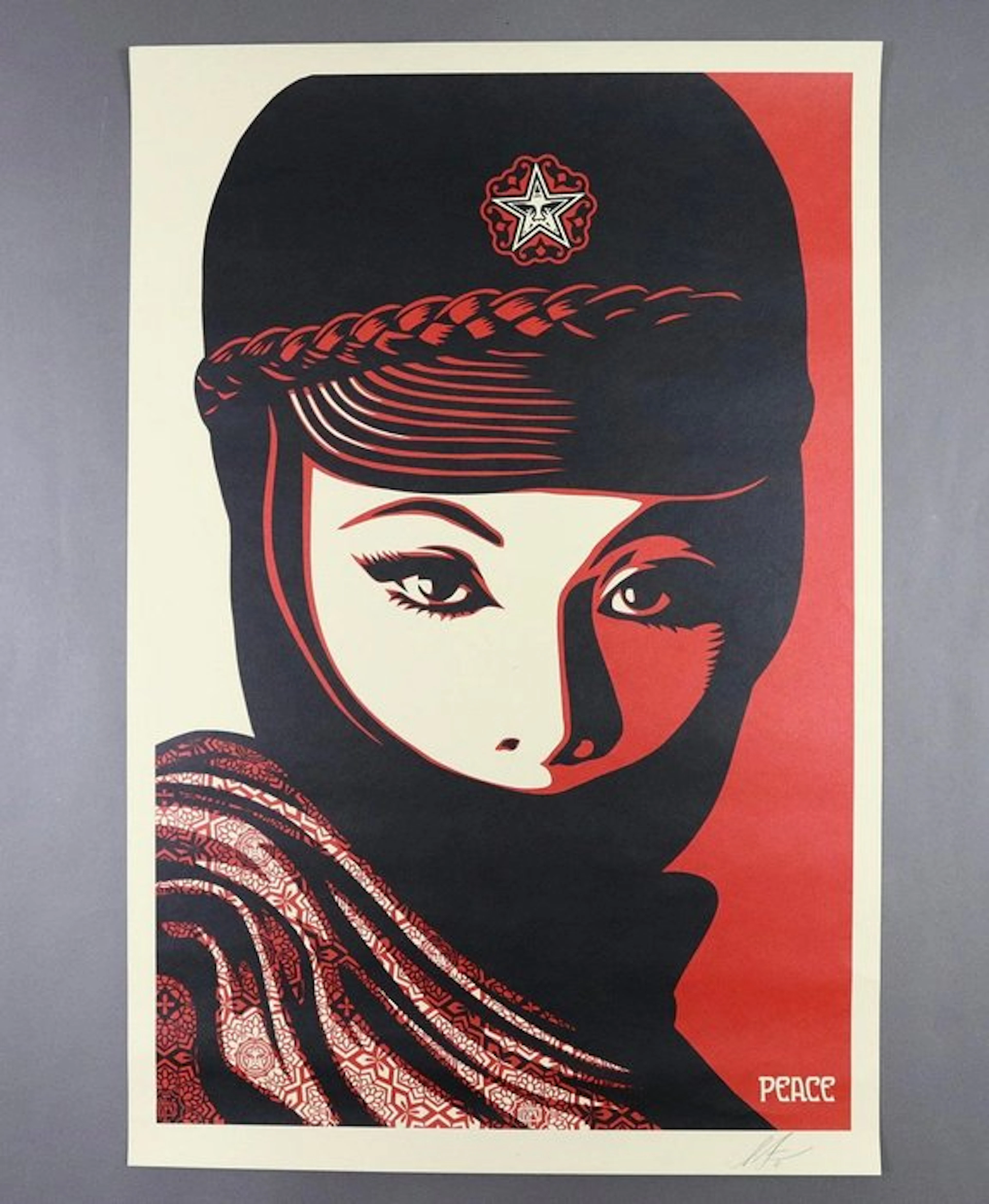 Shepard Fairey (OBEY) - Obey Mujer Fatal - Signed Offset Lithograph