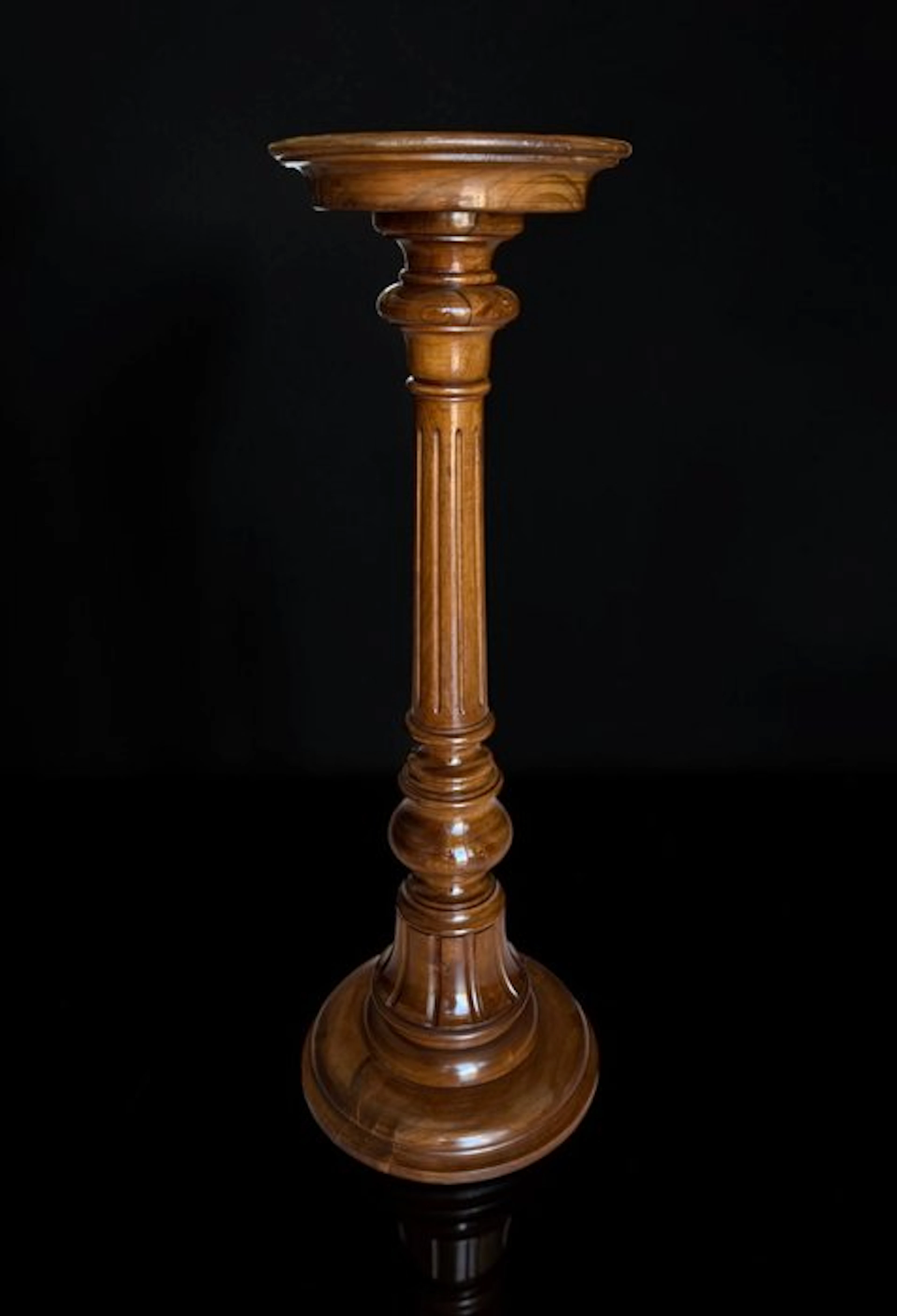 Column - Piedistallo - Finemente Tornita e Scanalata...