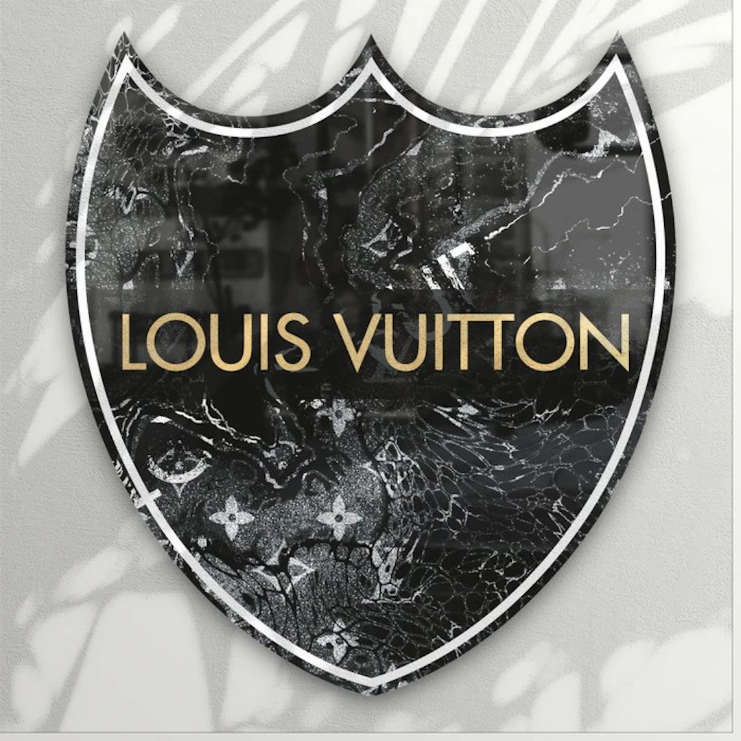 Daluxe Art (1999-) - Louis Vuitton Shield