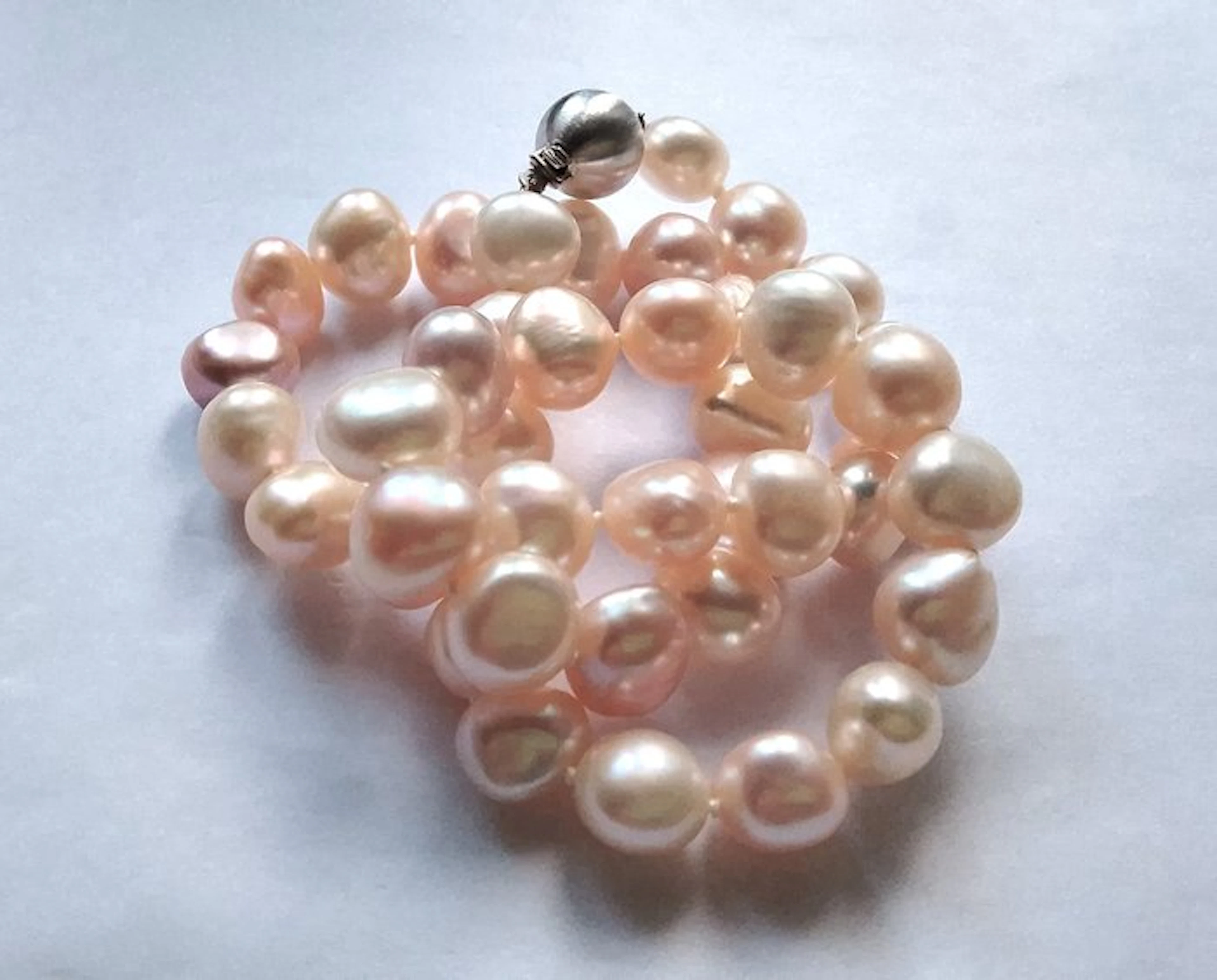 String of beads 18 kt white gold - multicolor cultured pearls up to 11 mm