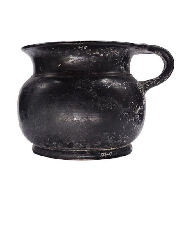 Ancient Greek - Olpe with a glossy black glaze - 5th...