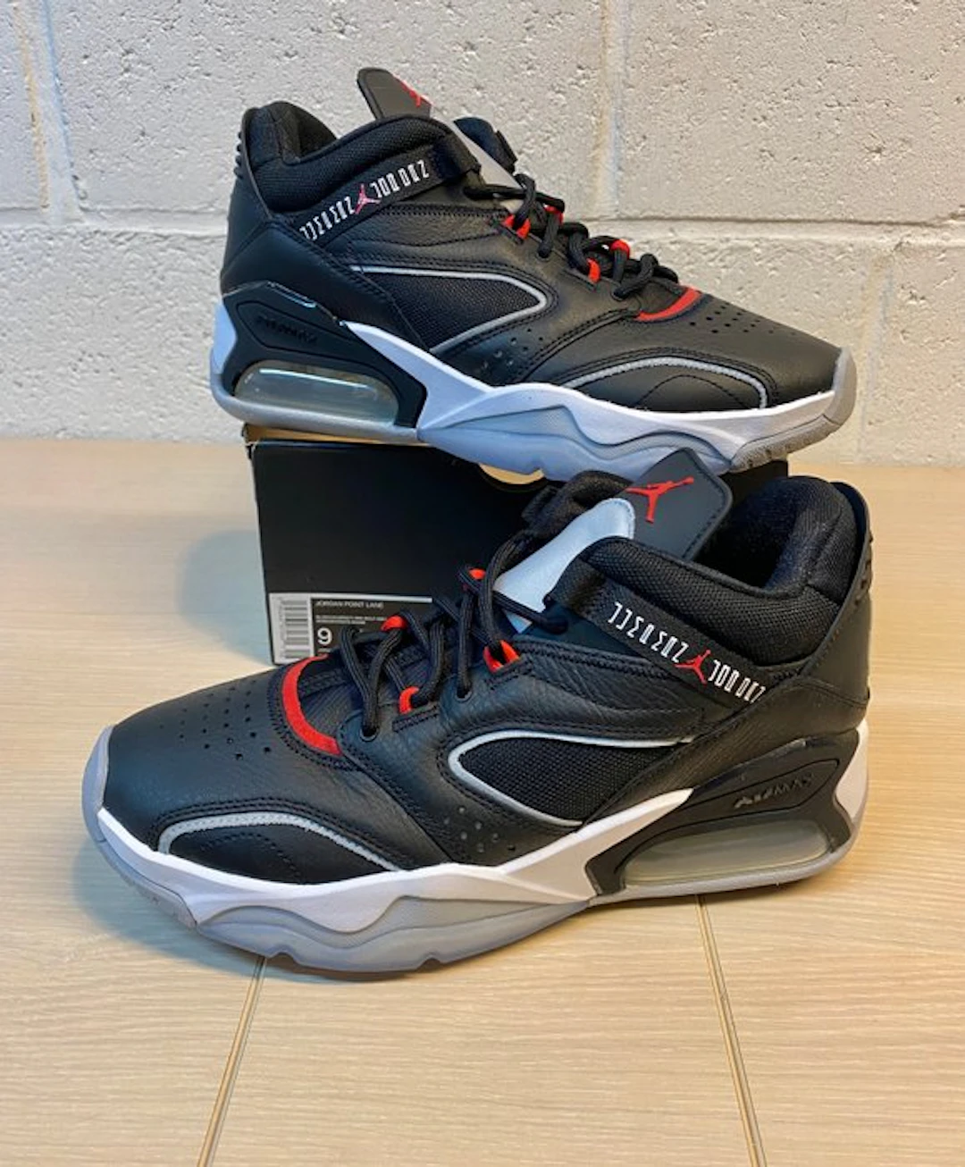 Air Jordan - Point Lane Black Cement P42,5 - Sneakers...
