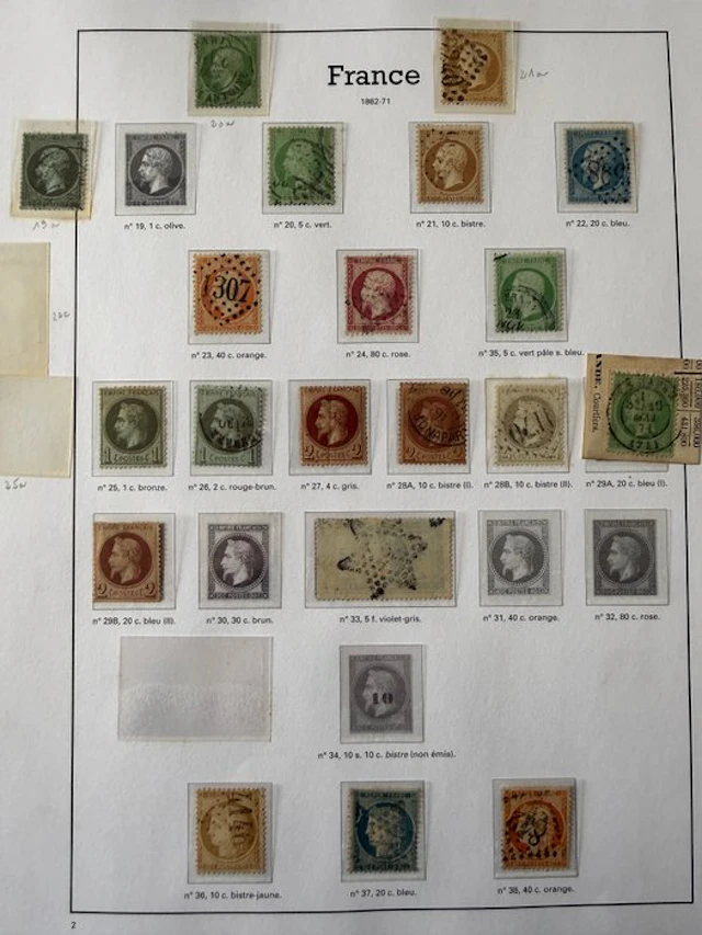 France - Lot "Classiques" including 33