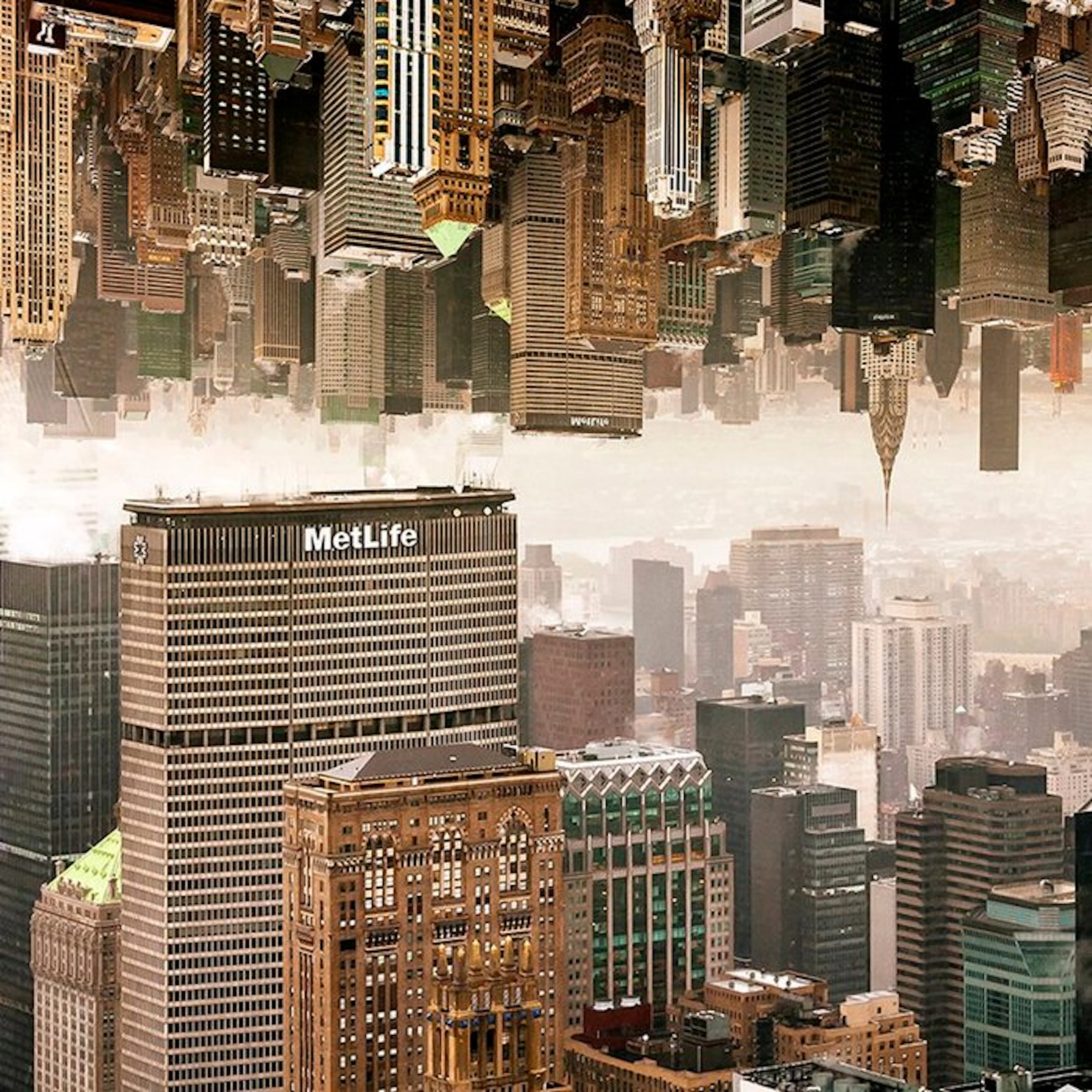 Roberto Cavalli (Italia - 1971) - Upside Town