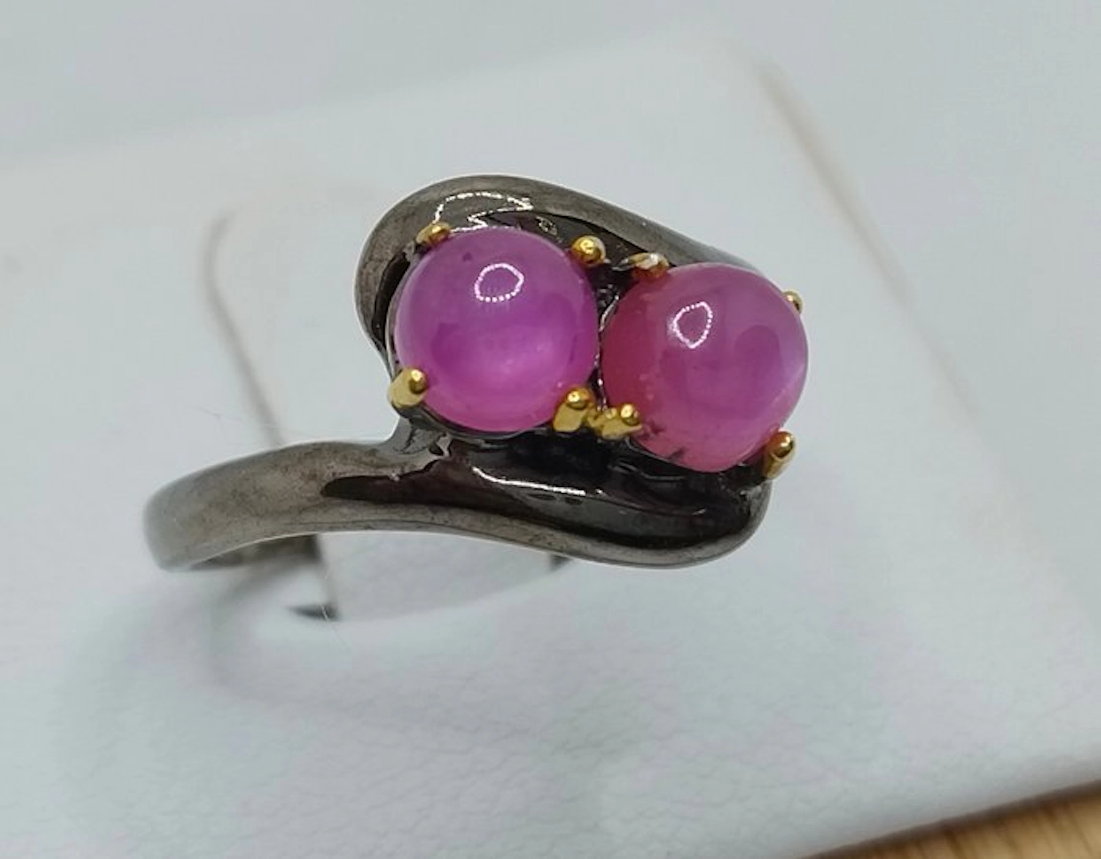 925 Silver Ring - Rhodium plated - Beautiful Natural Ruby- 2.6 g