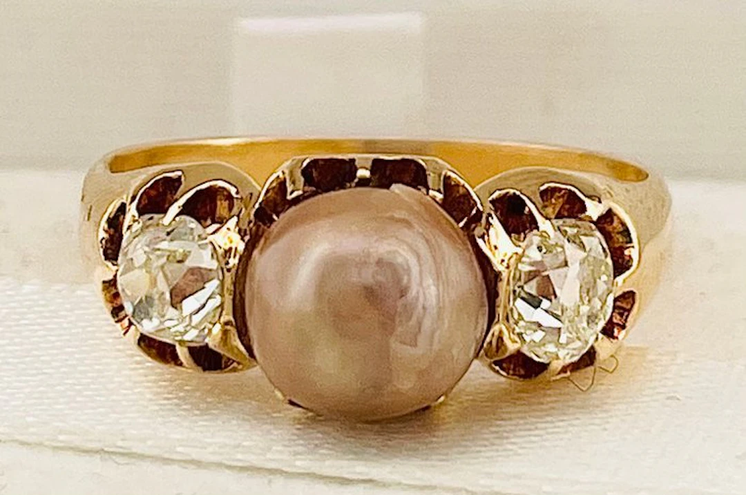 Ring - 18 kt. Yellow gold Pearl - Diamond