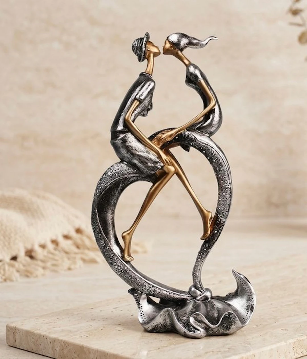 Sculpture, Kiss of companionship - 27 cm - Resin