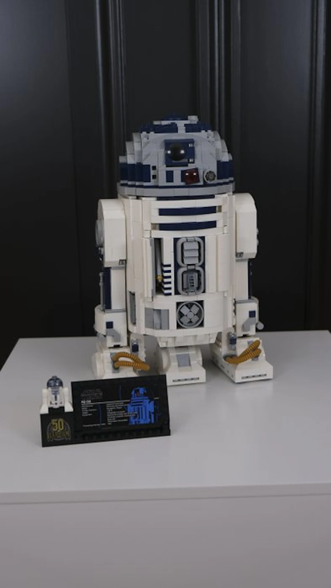 LEGO Set - 75308 - Star Wars - R2-D2 - Used - 99% Complete - Retired