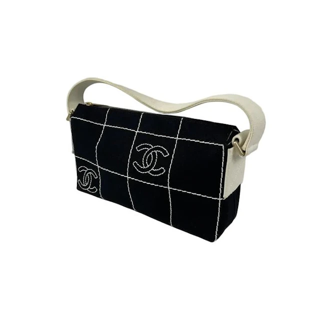 Chanel - Shoulder bag