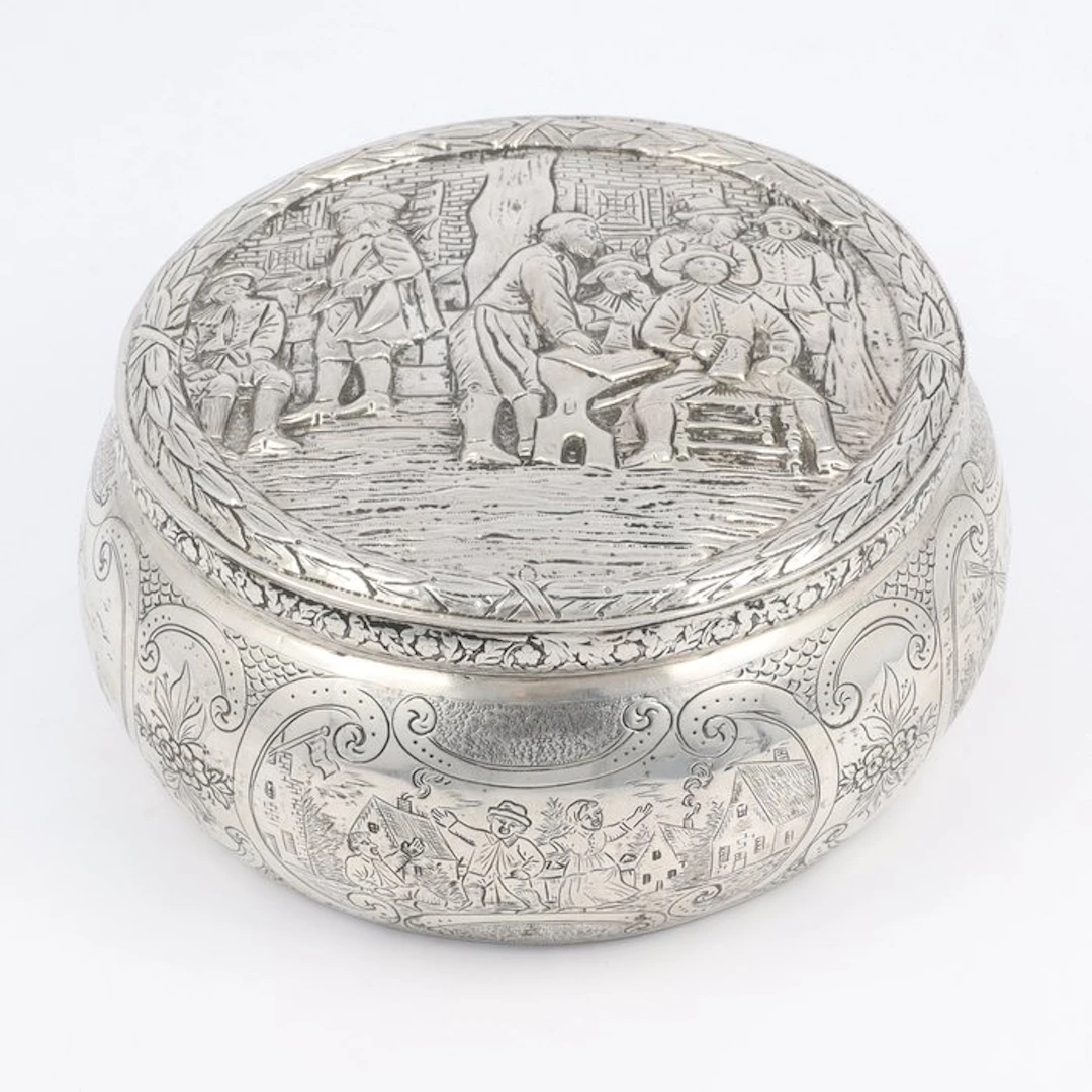 Cornelis Rietveld (Schoonhoven 1903) - Cookie jar - .833 silver