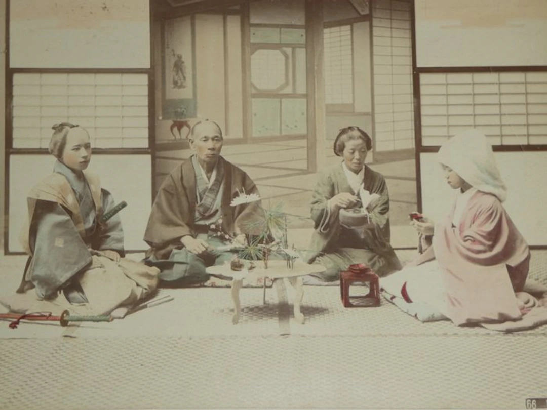 Kimbei Kusakabe - Marriage & Weaving Silk - Deux tirages...