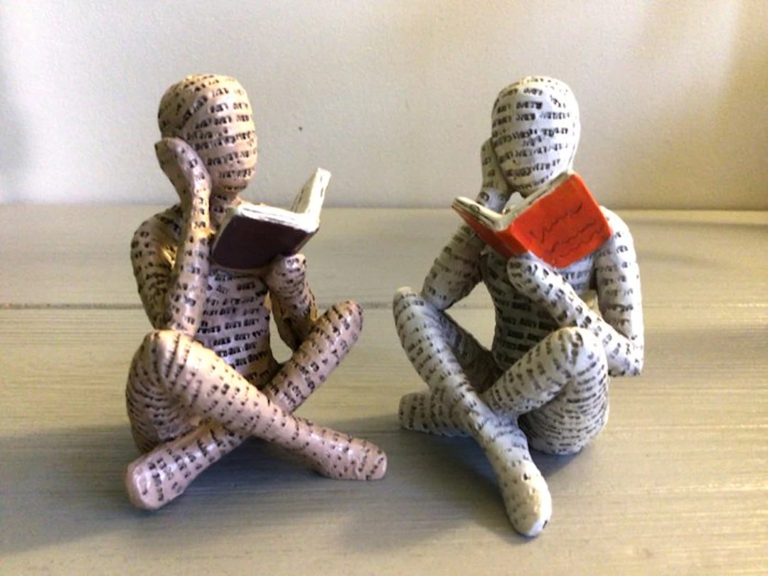 Sculpture, Boekenwurm Duo - 8 cm - Resin