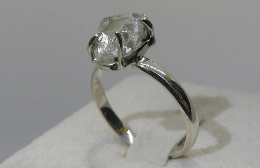 Herkimer Diamond Ring - Height: 25.7 mm - Width: 20 mm- 2.3 g - (1)