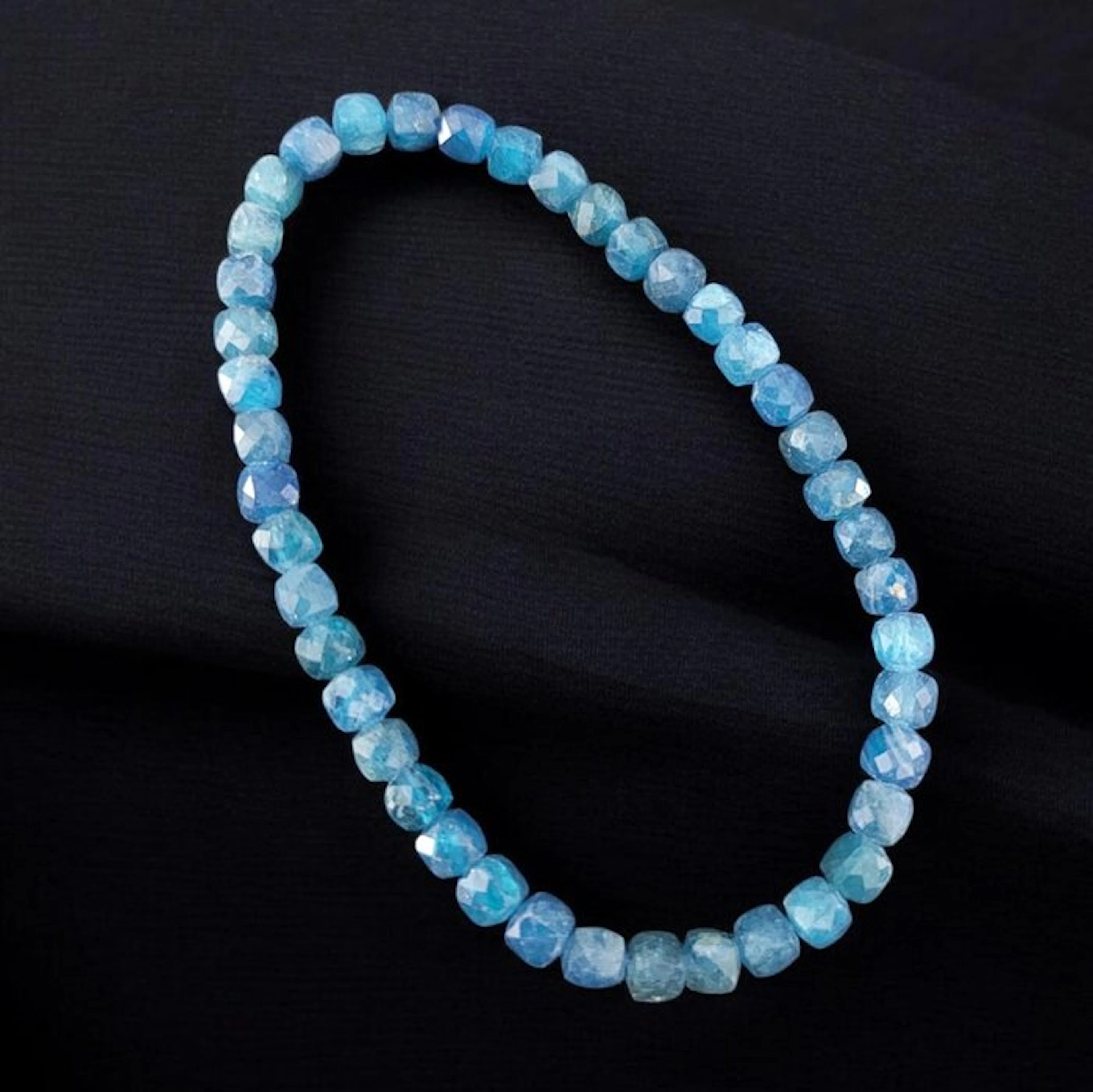 High-quality blue apatite bracelet