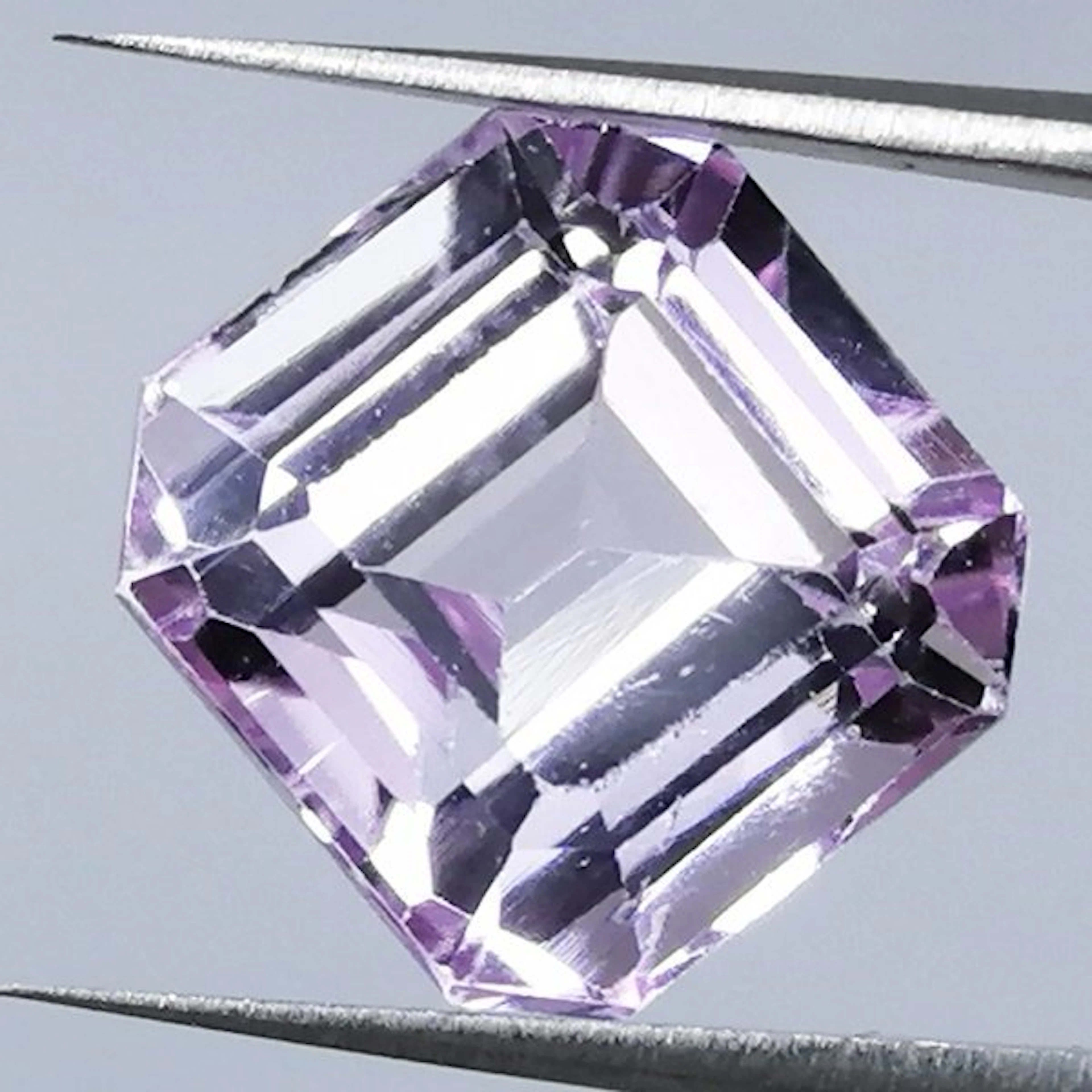 No reserve price - 1 pcs Kunzite - 5.48 ct - Instituto...