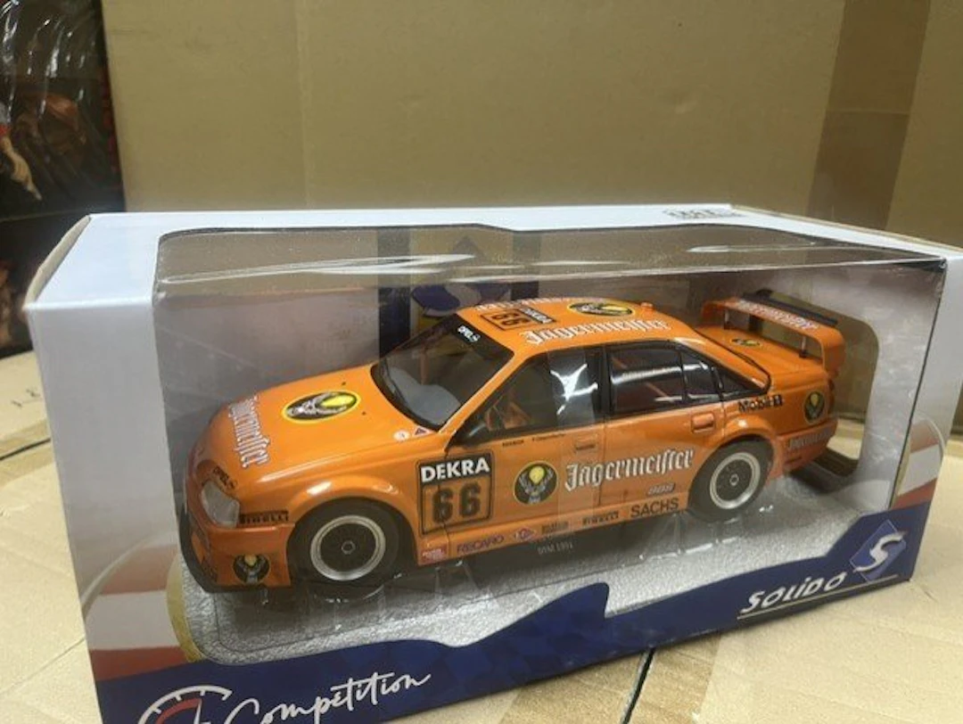Solido 1:18 - Model car - Mercedes 190E DTM Jägermeister