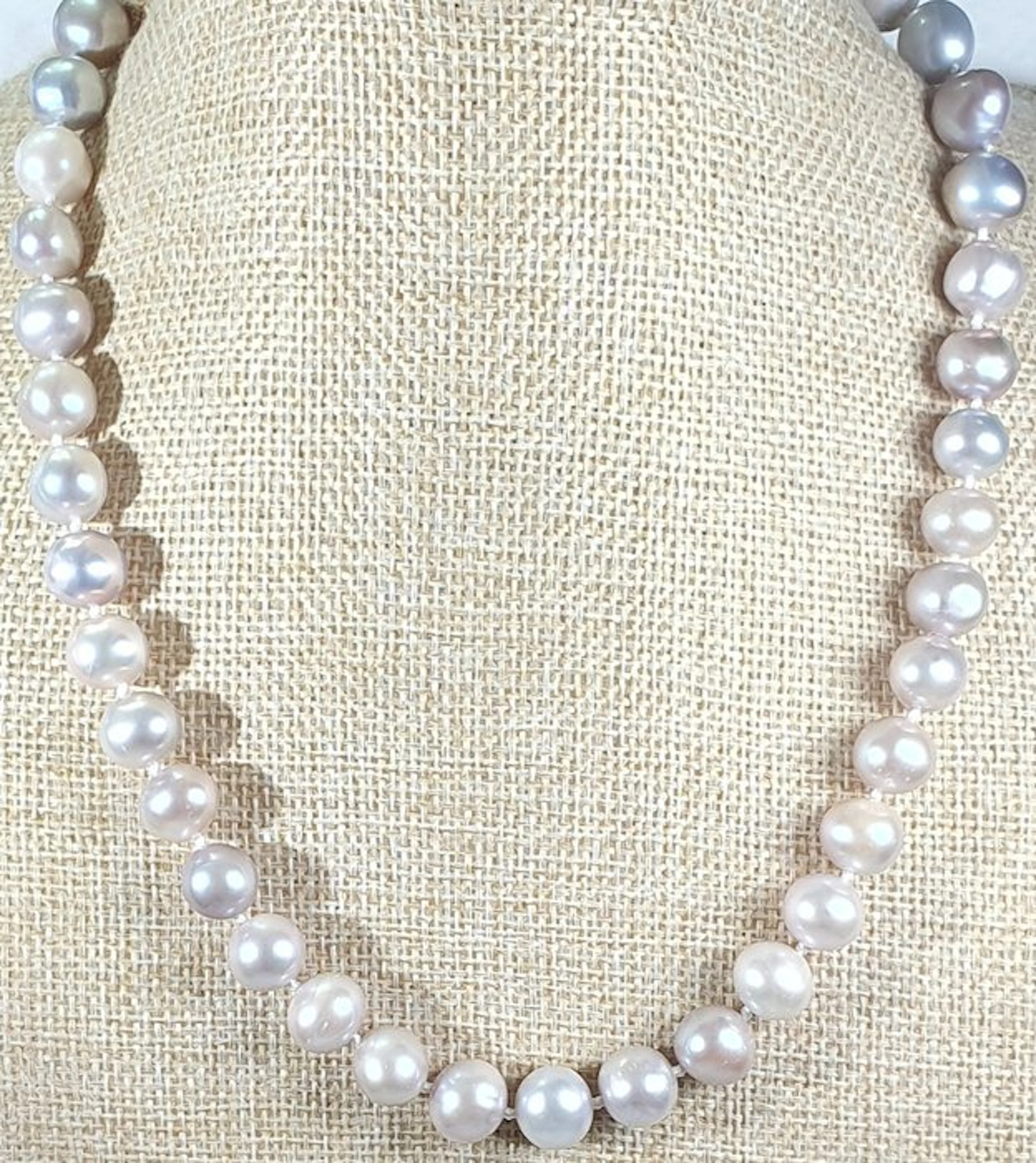 Natural Pink Freshwater Pearls - Symbol of Purity - 925...