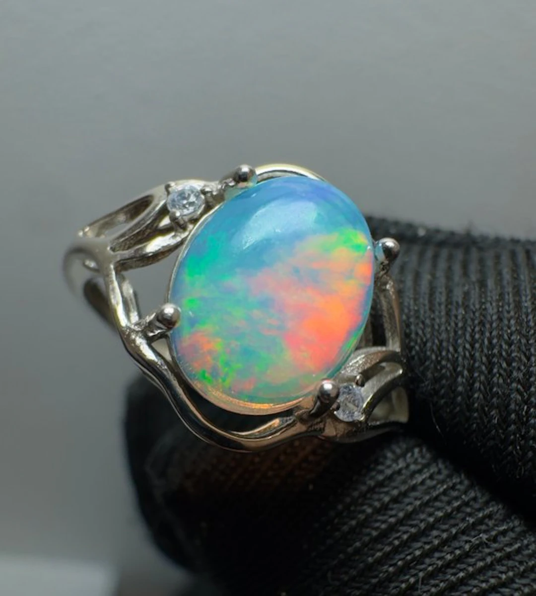 Opal Jewellery- 2.02 g - (1)