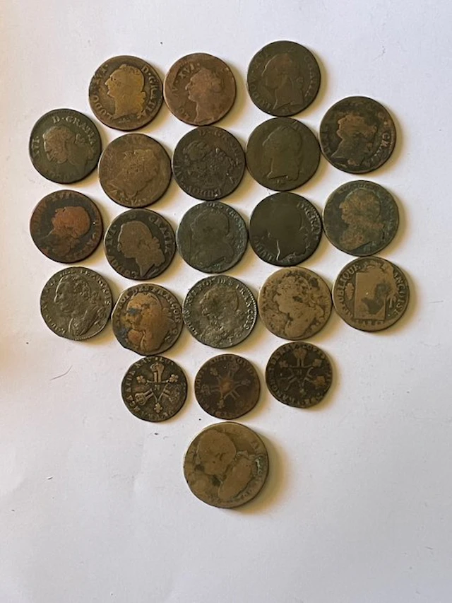 France. Lot de 22 monnaies royales (Louis XIV à Louis XVI) (No reserve price)
