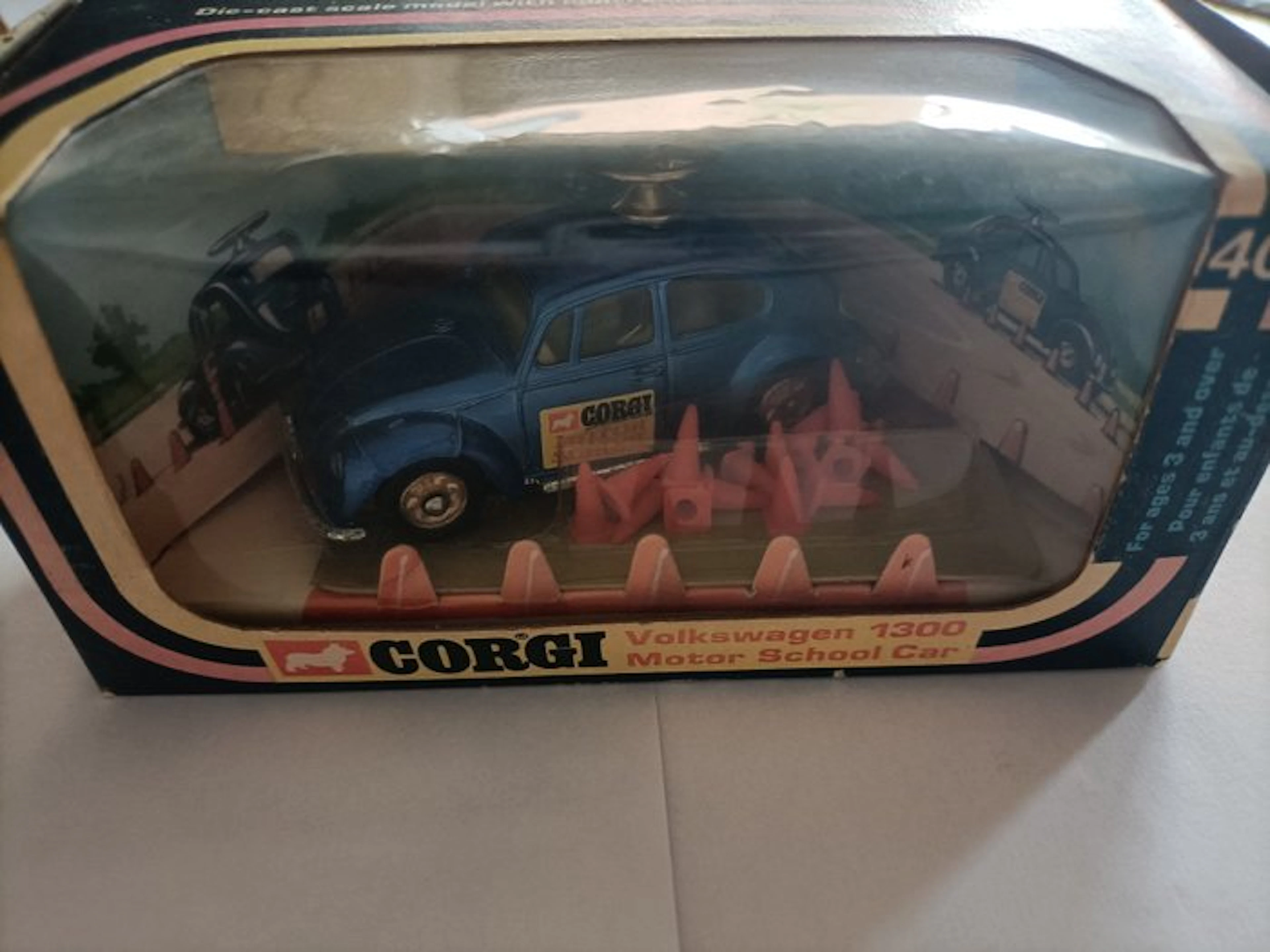 Corgi 1:43 - Model car - Volkswagen 1300 Motor School - Rare model