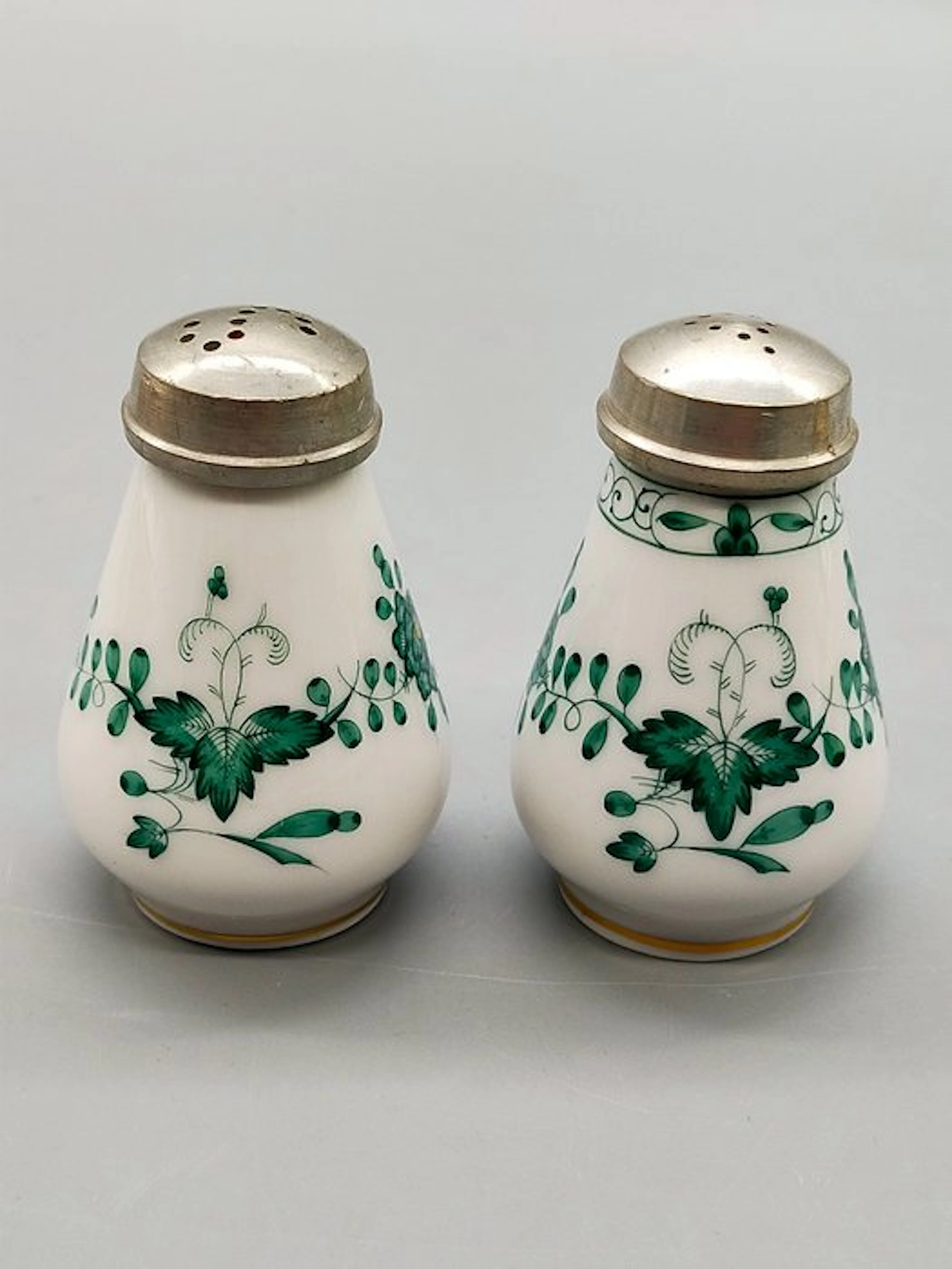 Meissen - Salt and pepper shakers - Salt & Pepper Shakers...