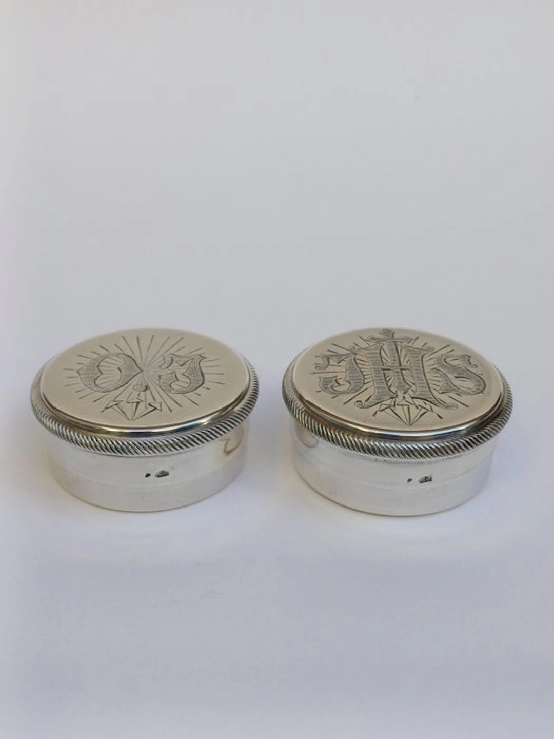 Pyxis / Chrismale / Control Kit (2) - Antique - .800...