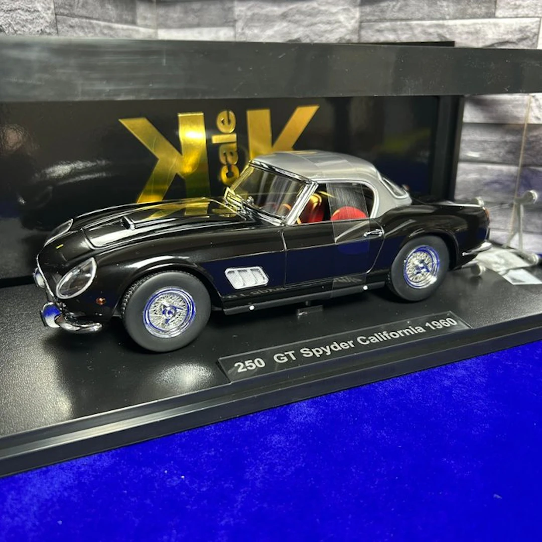 KK-Scale 1:18 - Model car - Ferrari 250 GT Spyder California 1960