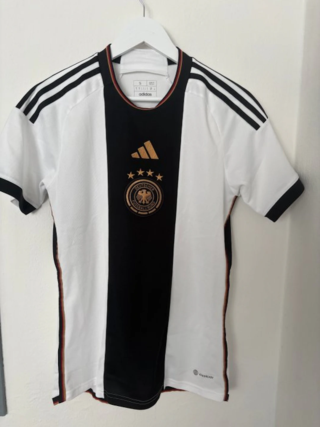 Germany - 2022 - Football shirt