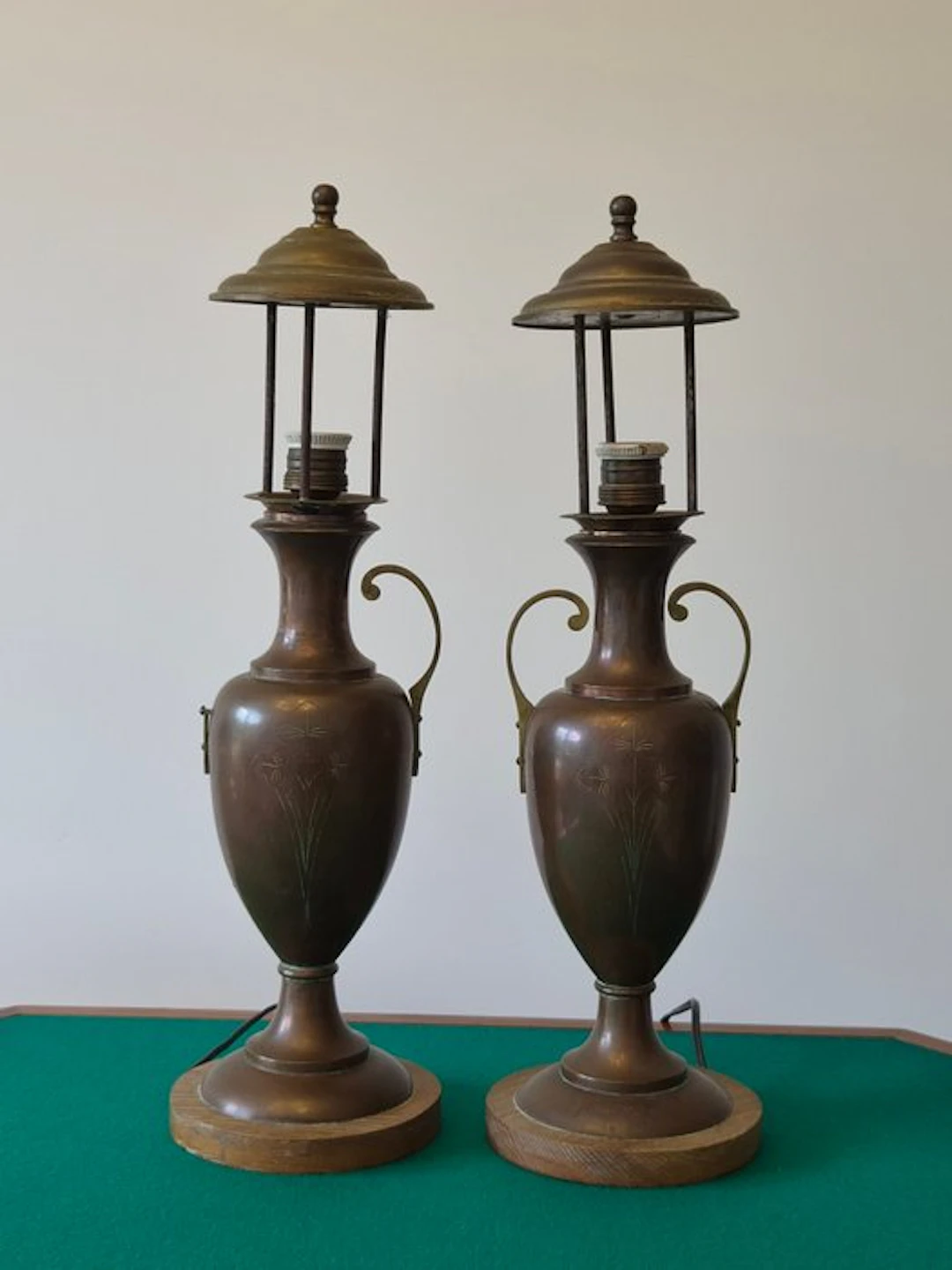 Table lamp (2) - Pair of Antique Neoclassical Style Table...